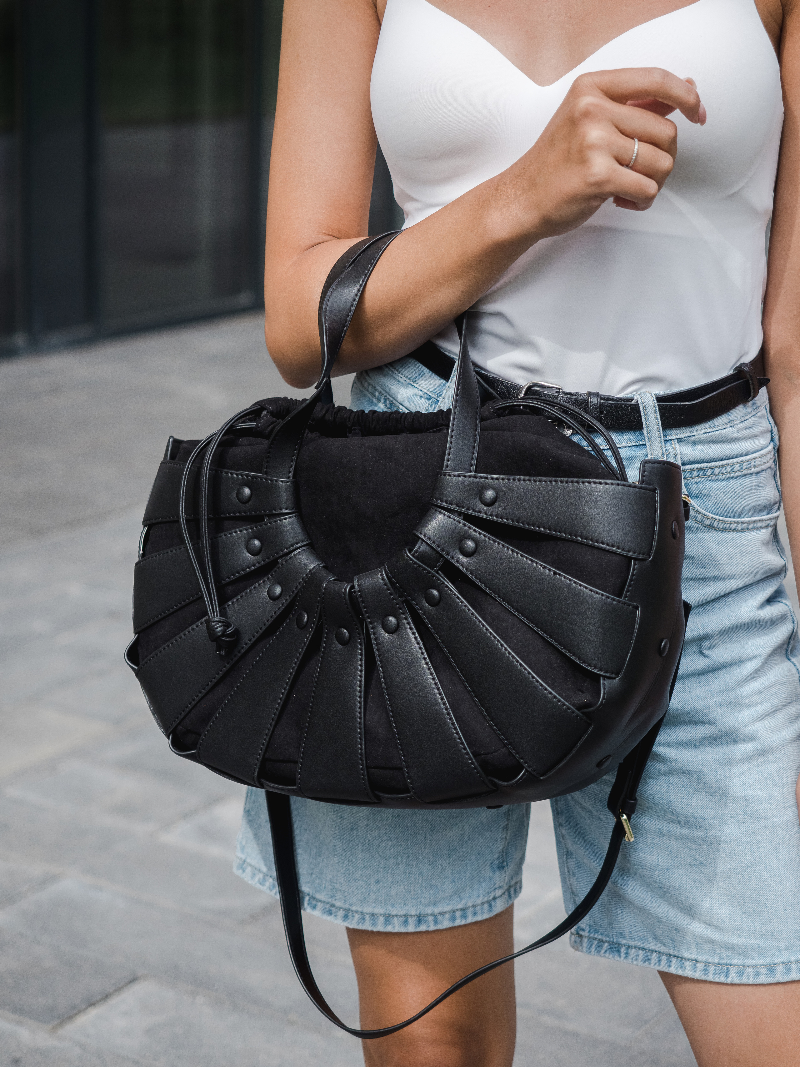 Маркет-плейсы — Bamong. Фотограф и видеограф Виктор Пати