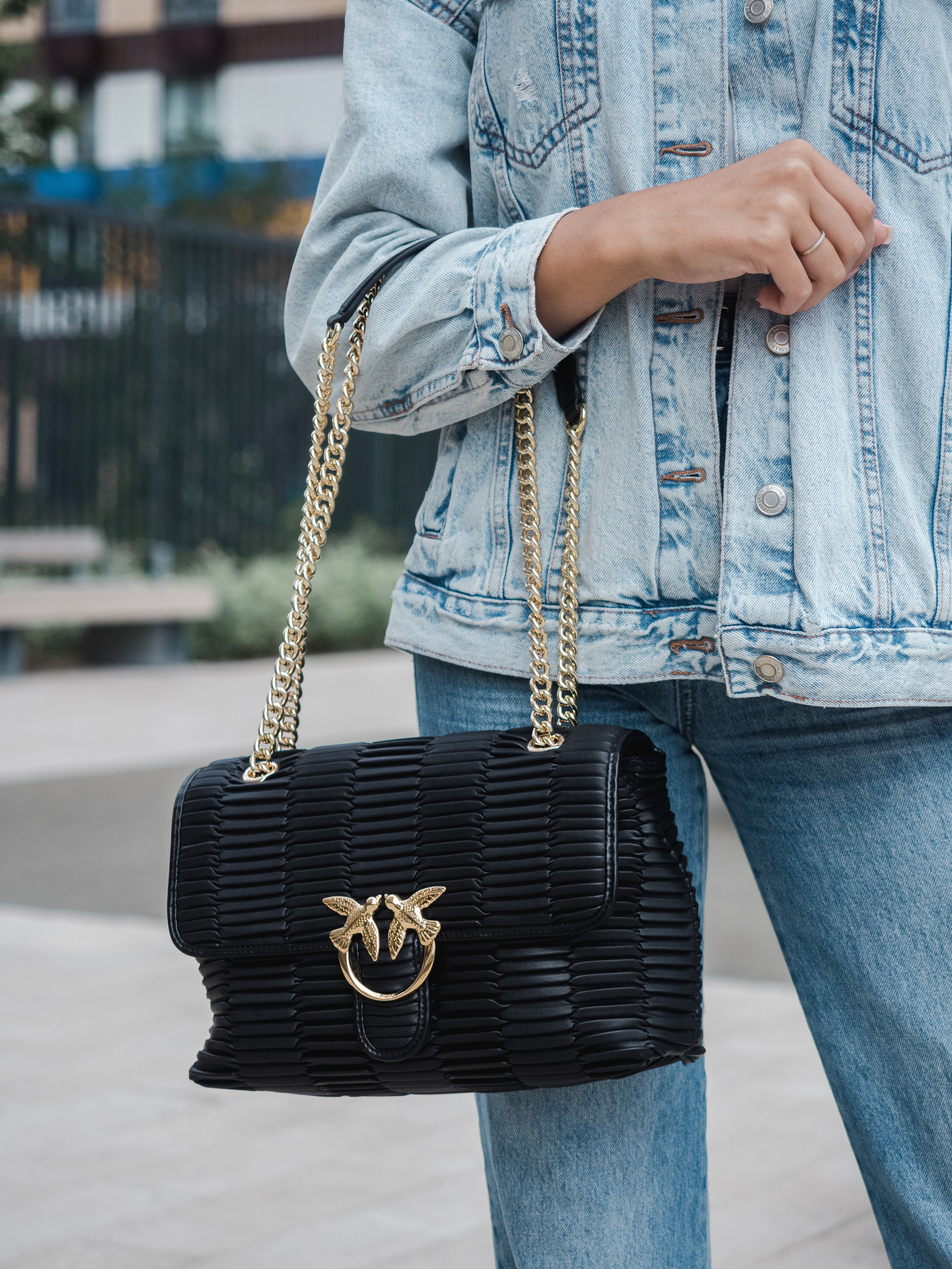 Маркет-плейсы — Bamong. Фотограф и видеограф Виктор Пати