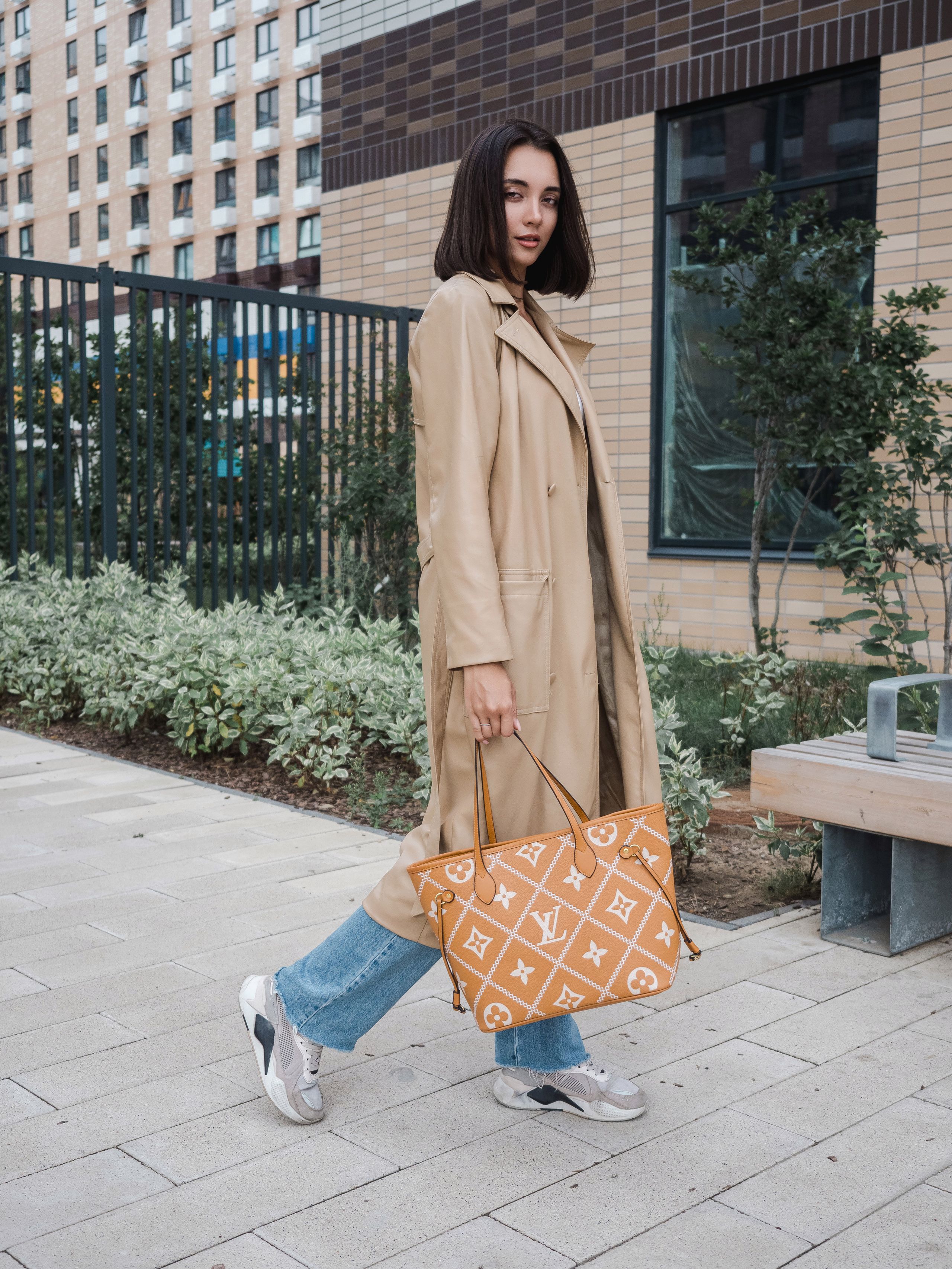 Маркет-плейсы — Bamong. Фотограф и видеограф Виктор Пати