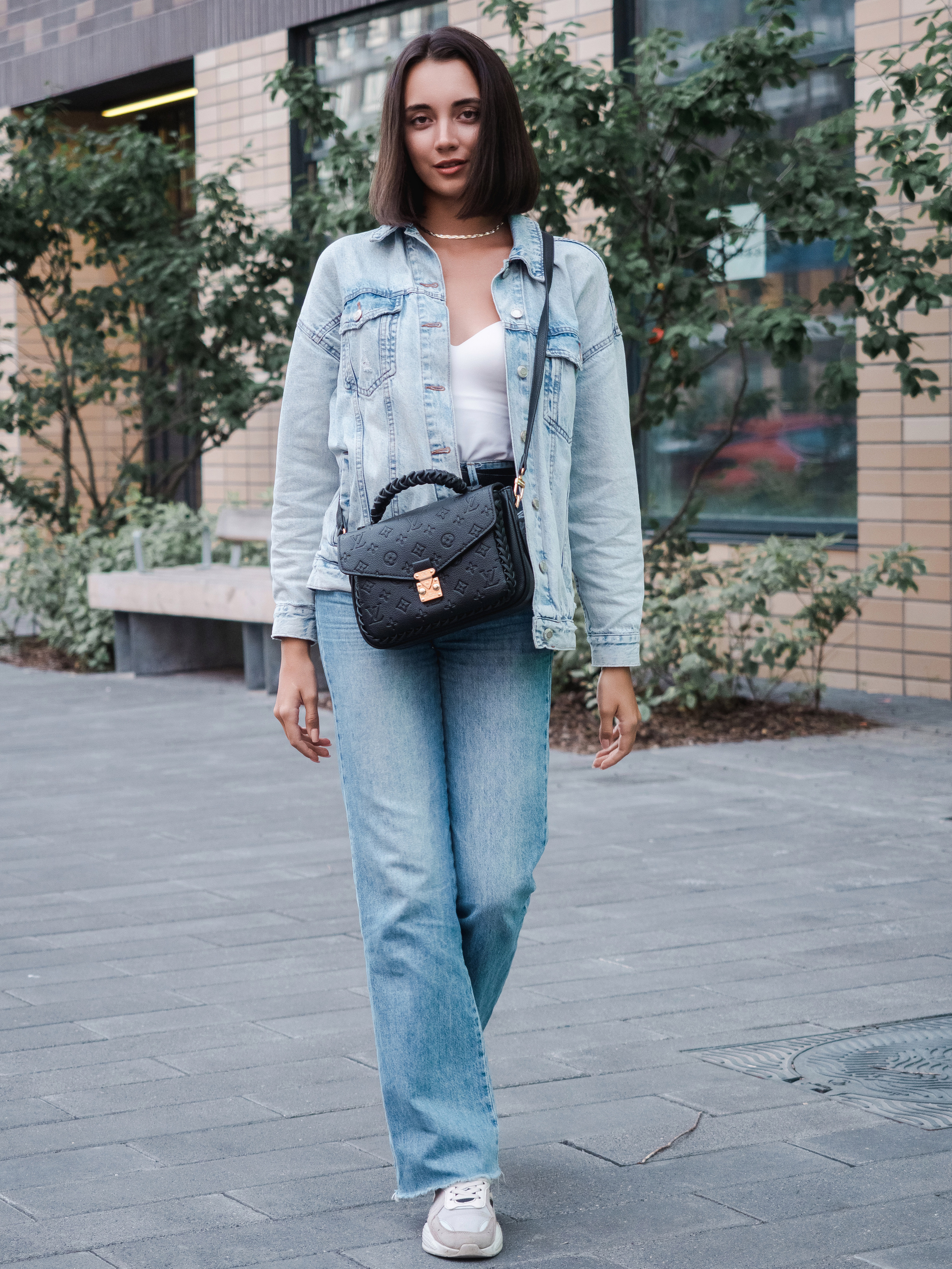 Маркет-плейсы — Bamong. Фотограф и видеограф Виктор Пати