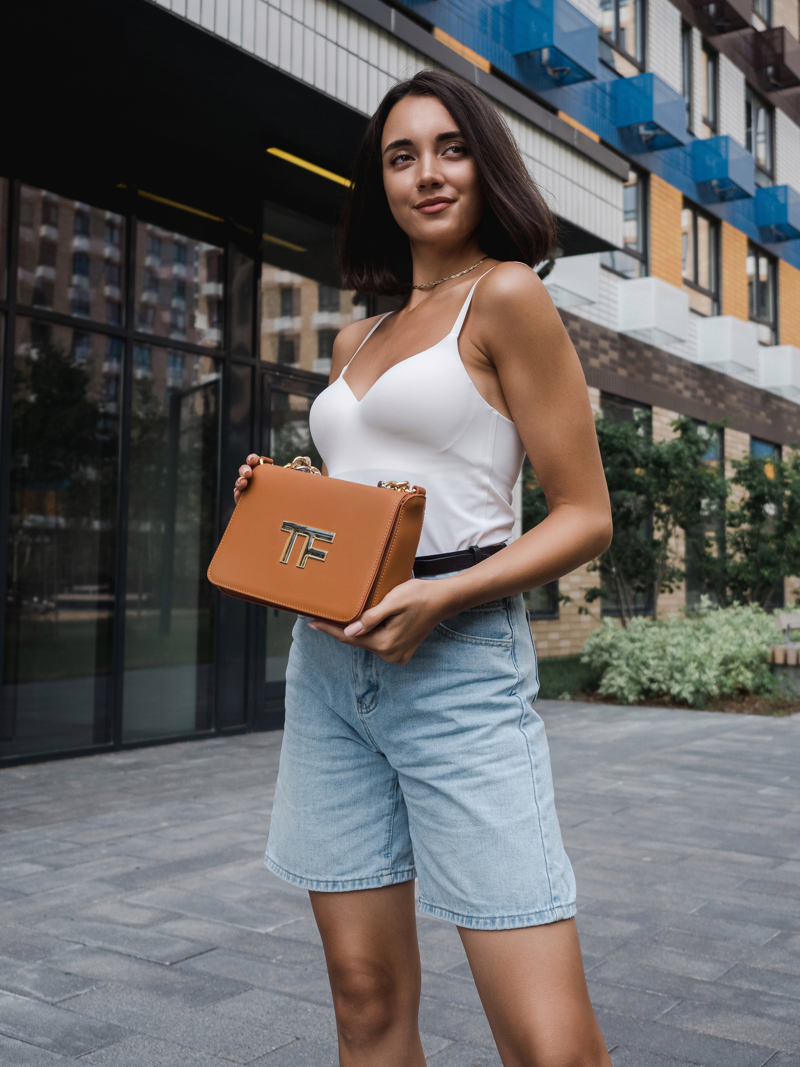 Маркет-плейсы — Bamong. Фотограф и видеограф Виктор Пати