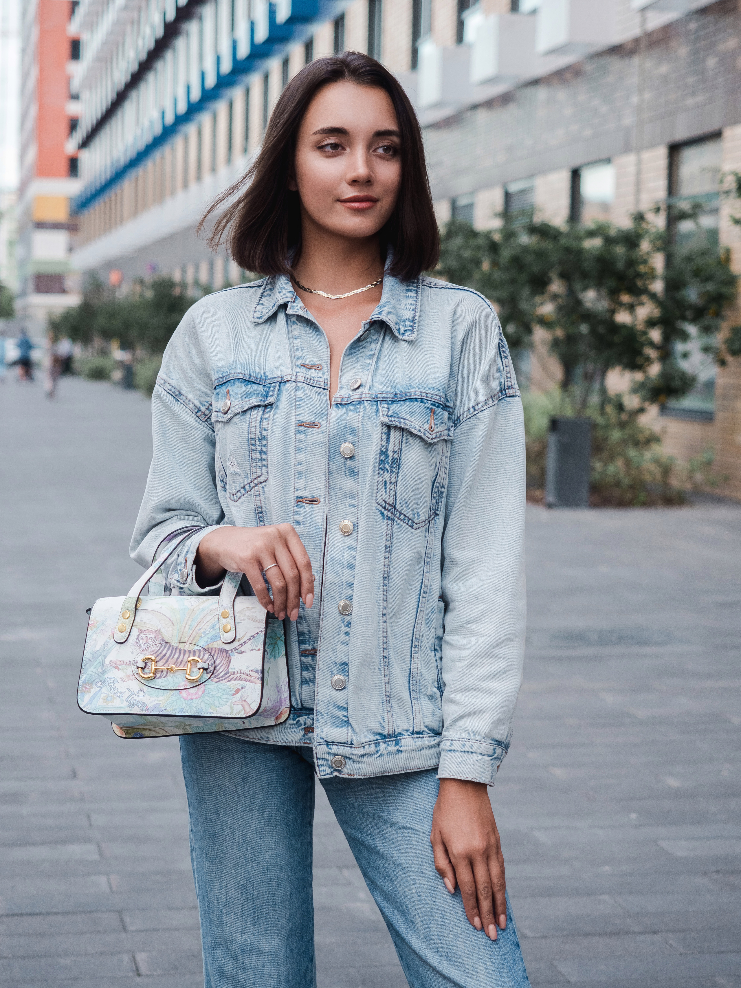 Маркет-плейсы — Bamong. Фотограф и видеограф Виктор Пати