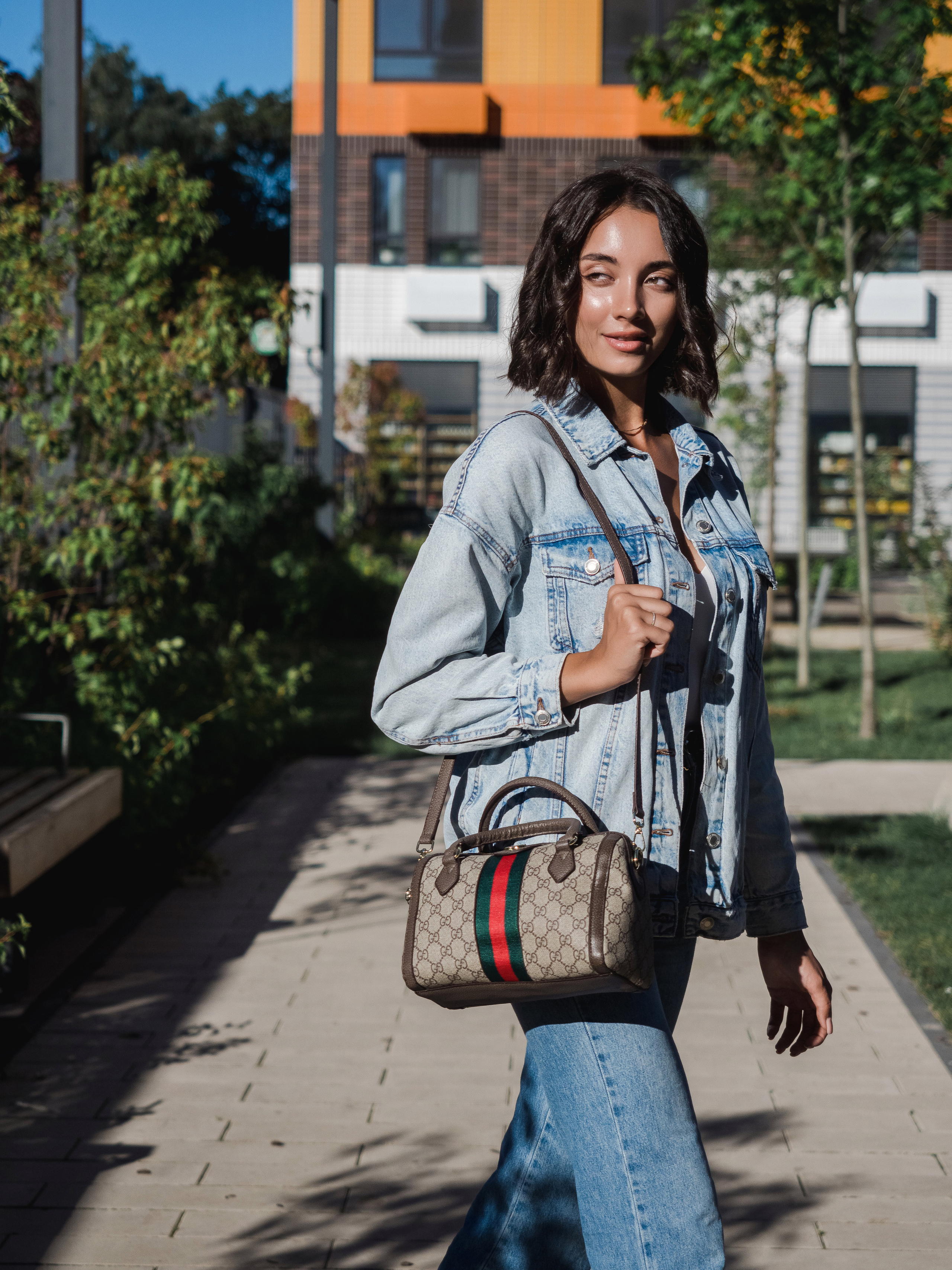 Маркет-плейсы — Bamong. Фотограф и видеограф Виктор Пати