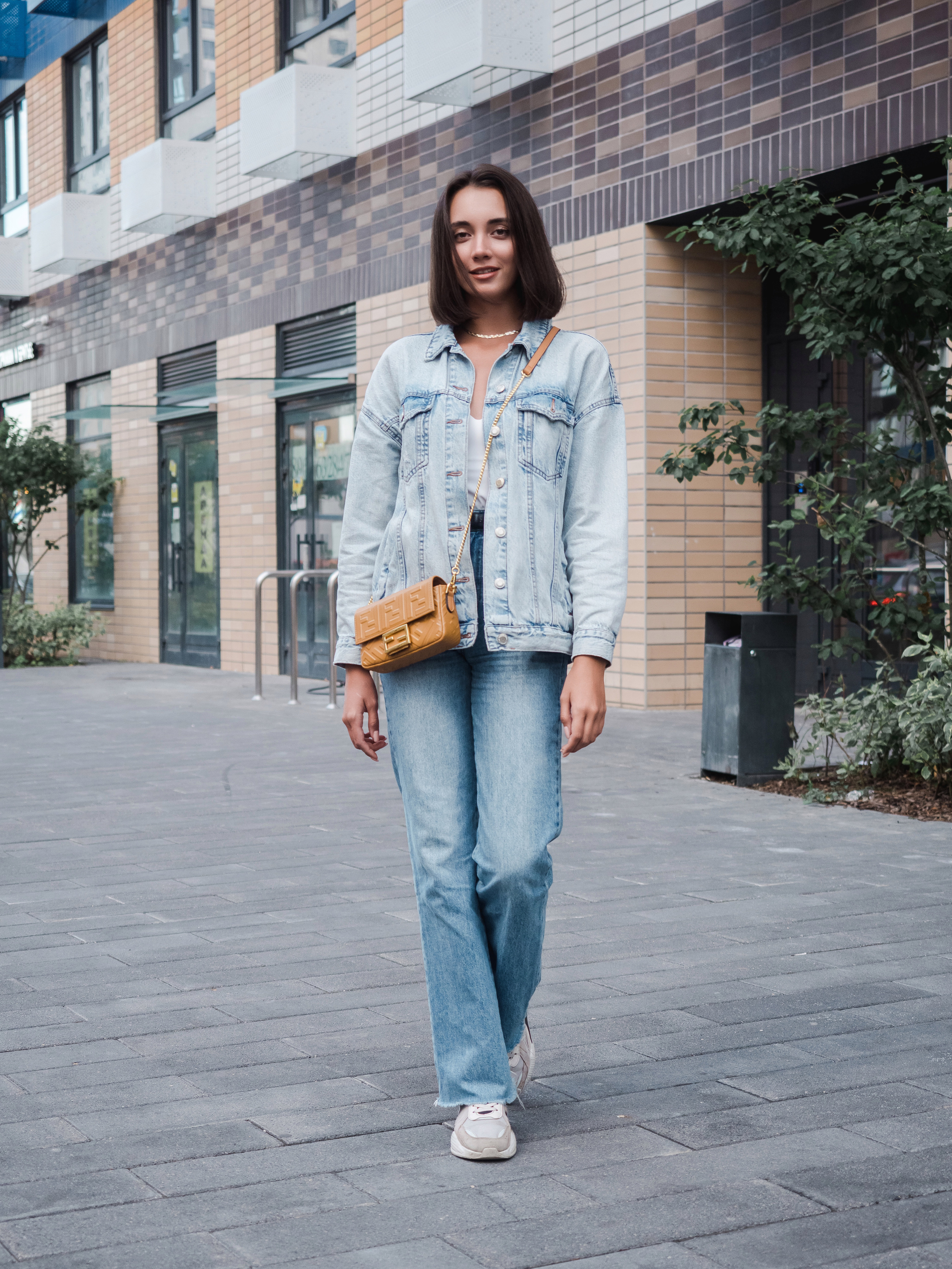 Маркет-плейсы — Bamong. Фотограф и видеограф Виктор Пати