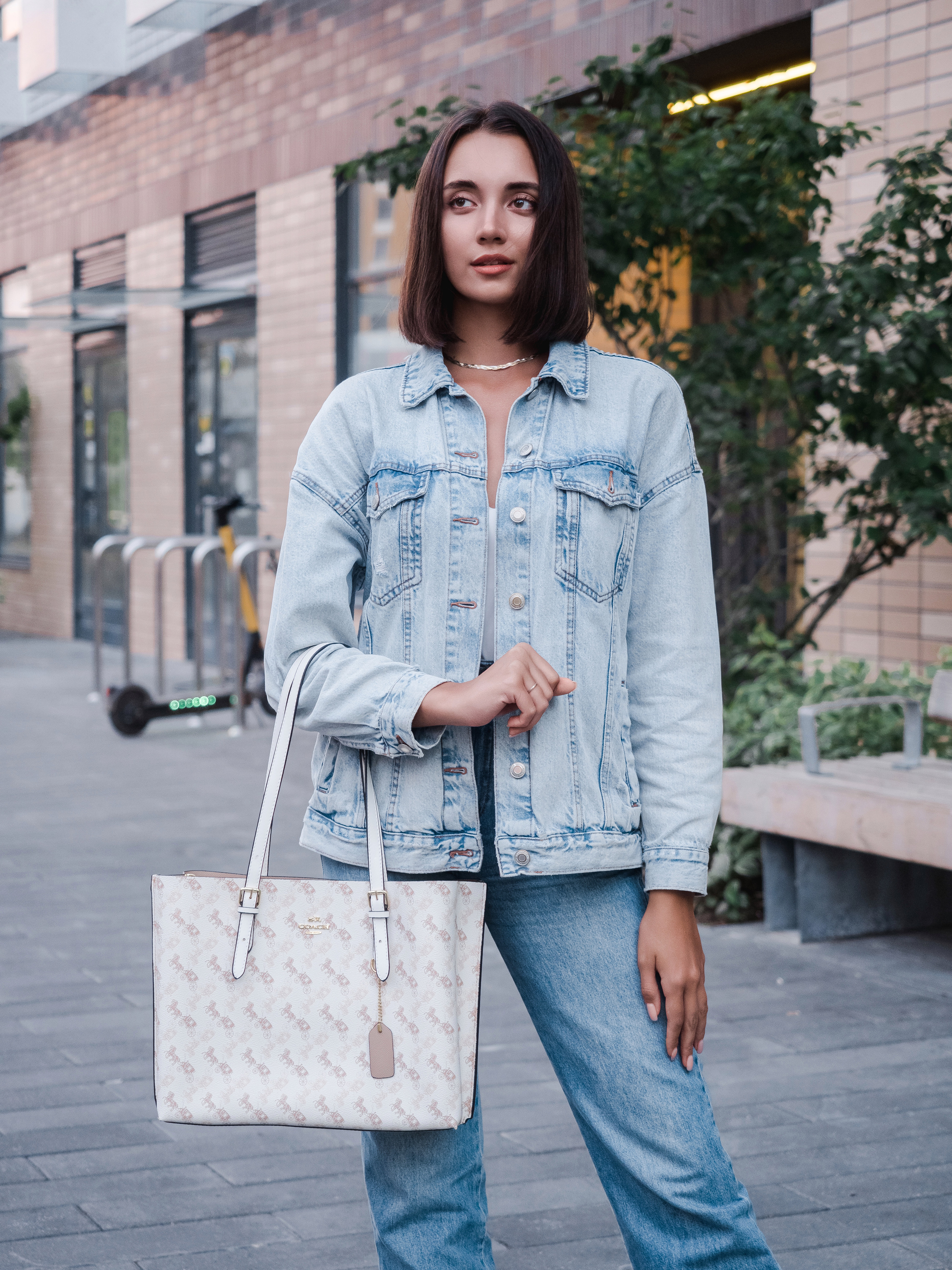 Маркет-плейсы — Bamong. Фотограф и видеограф Виктор Пати