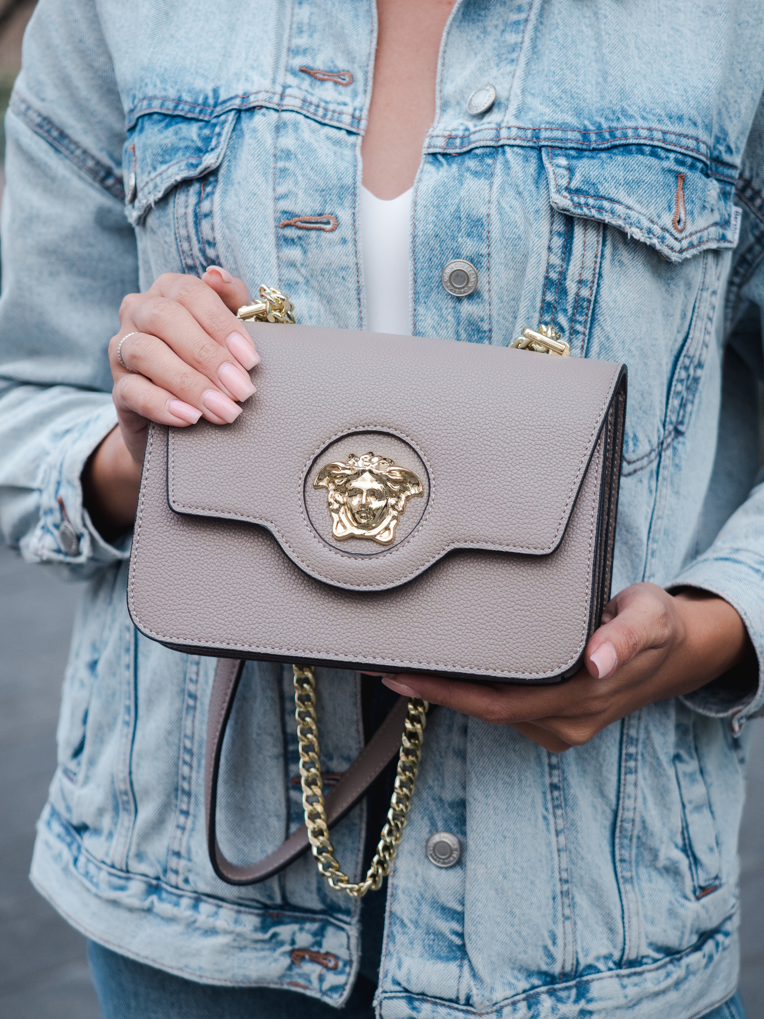 Маркет-плейсы — Bamong. Фотограф и видеограф Виктор Пати