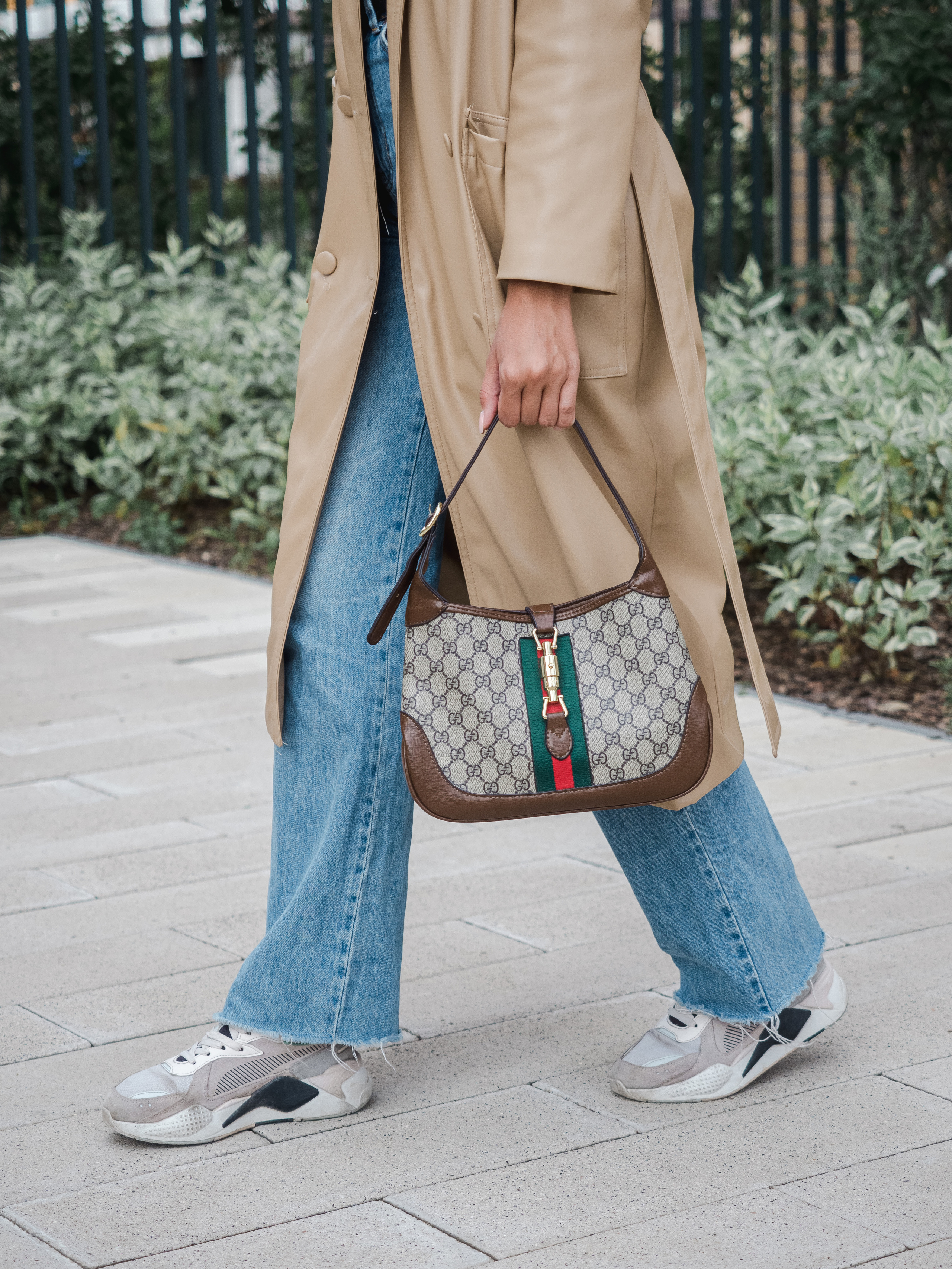 Маркет-плейсы — Bamong. Фотограф и видеограф Виктор Пати