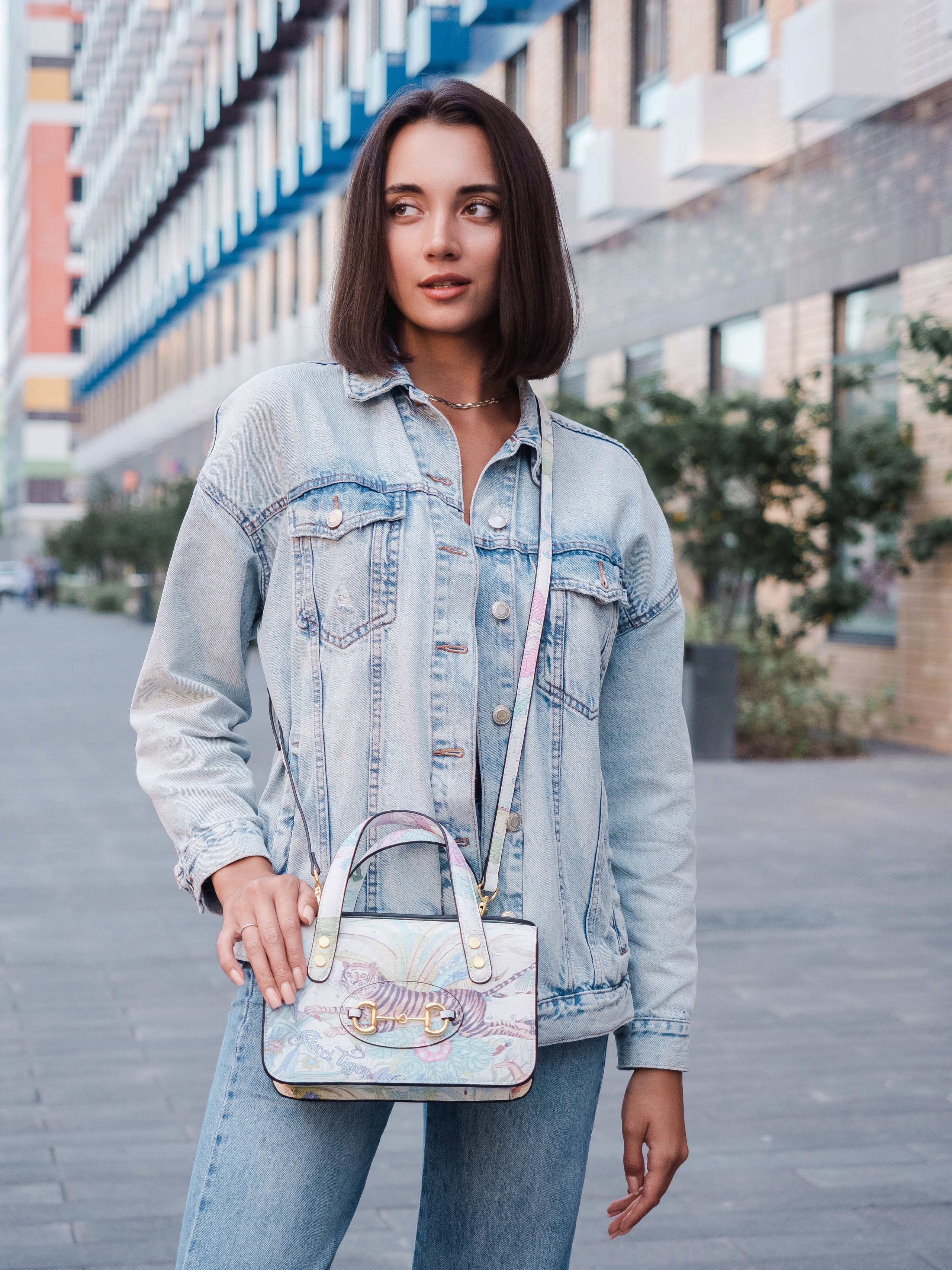 Маркет-плейсы — Bamong. Фотограф и видеограф Виктор Пати