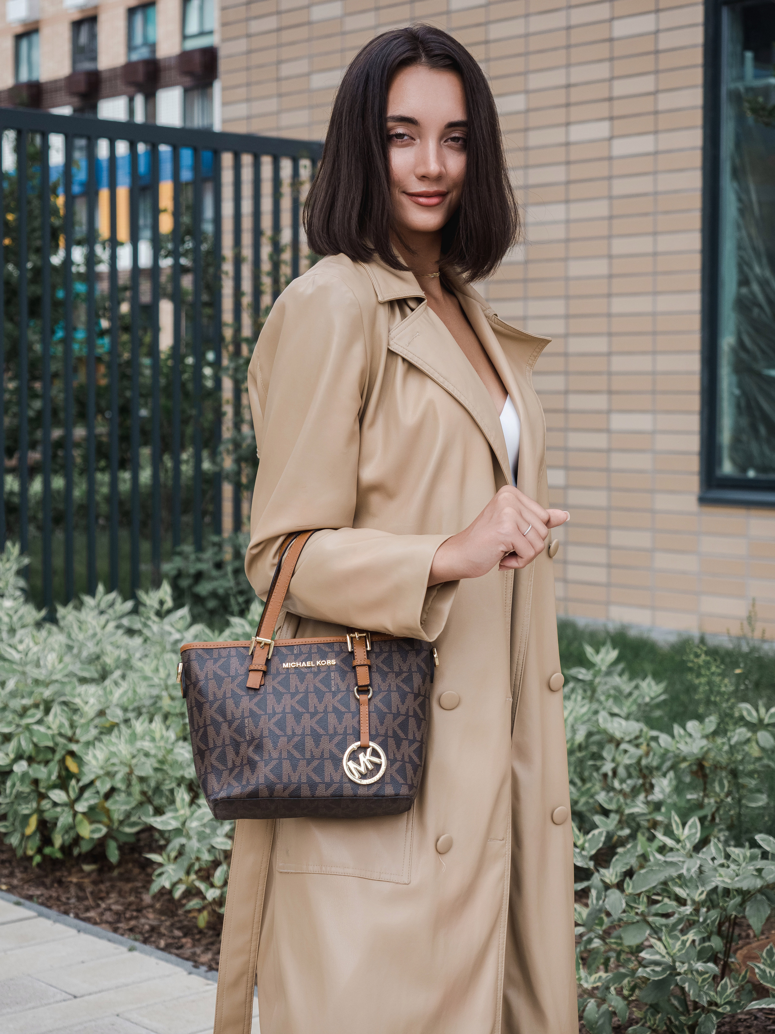 Маркет-плейсы — Bamong. Фотограф и видеограф Виктор Пати