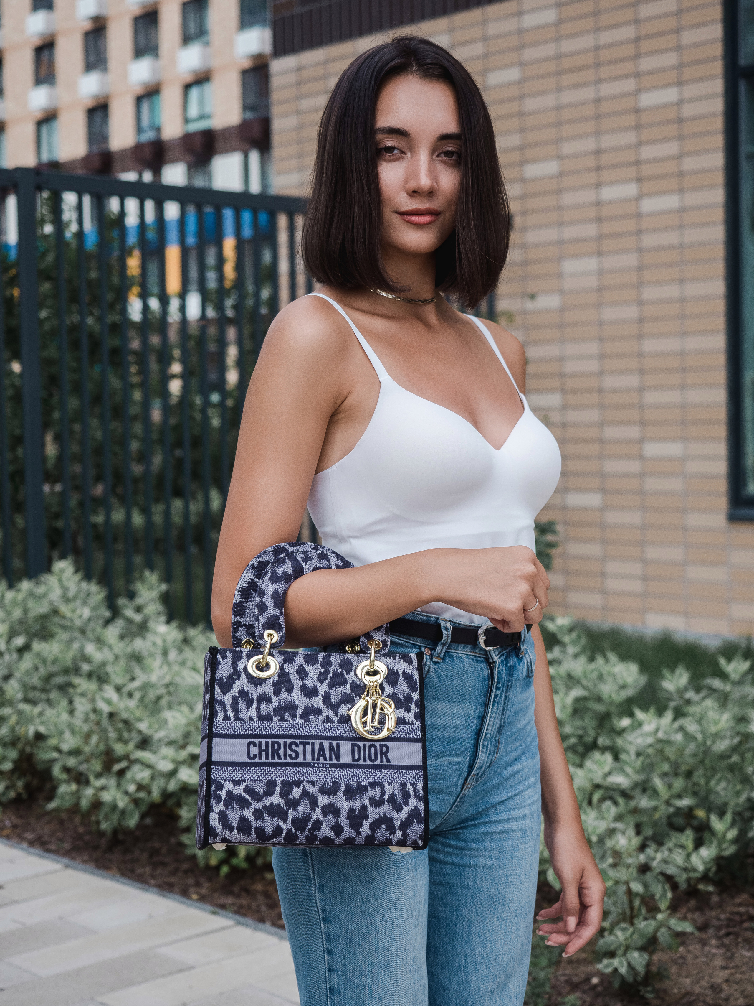 Маркет-плейсы — Bamong. Фотограф и видеограф Виктор Пати