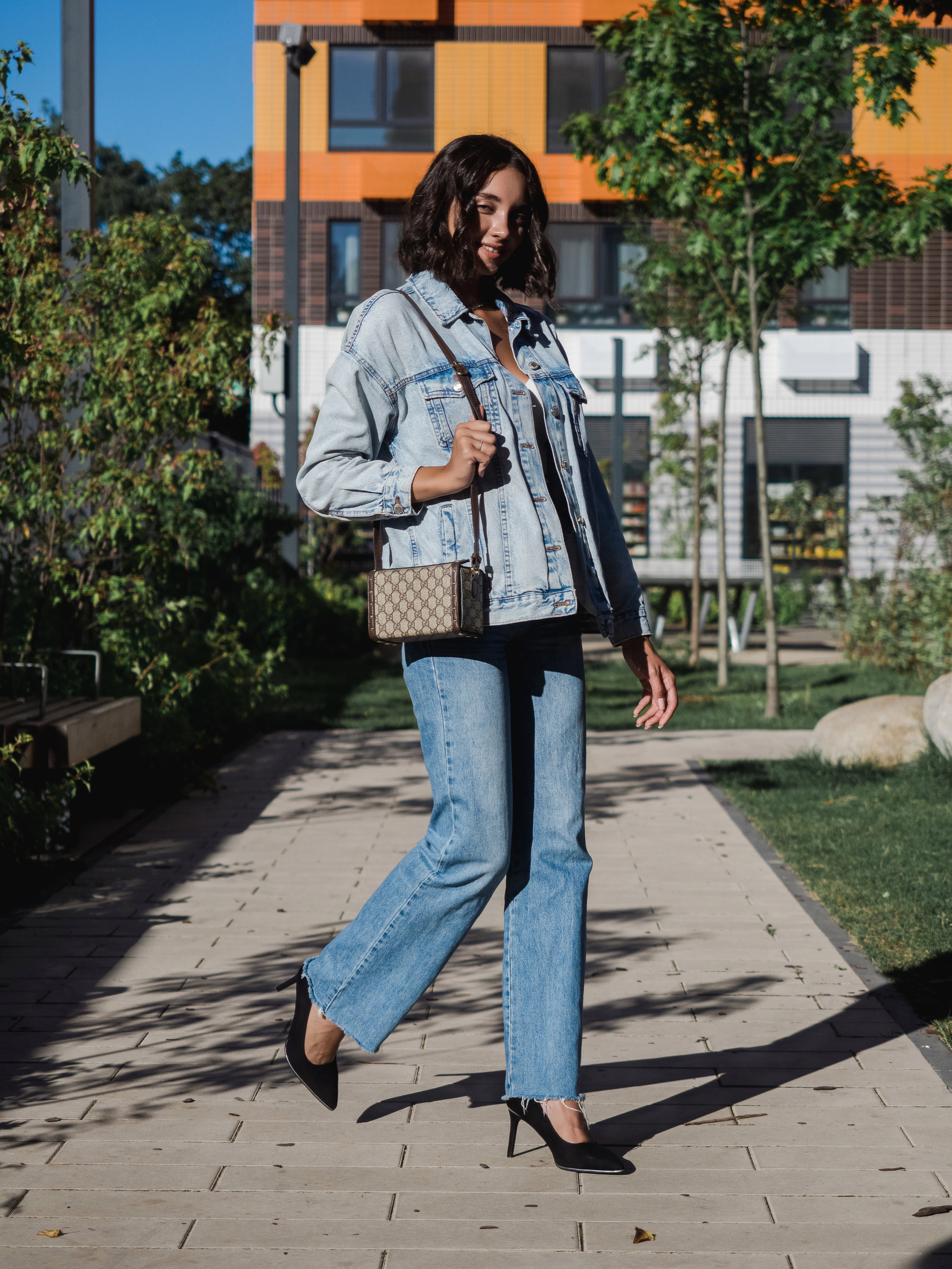 Маркет-плейсы — Bamong. Фотограф и видеограф Виктор Пати