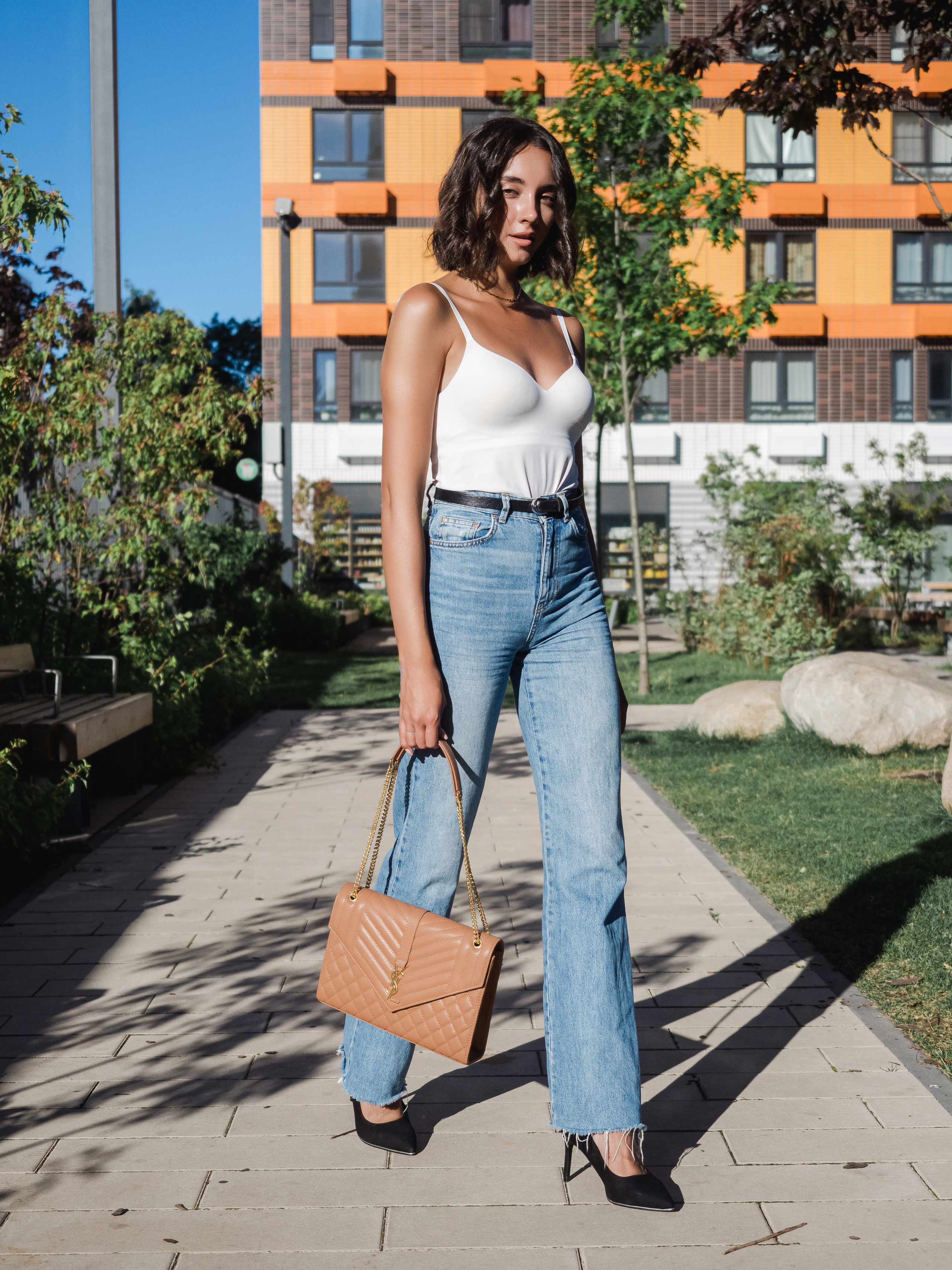 Маркет-плейсы — Bamong. Фотограф и видеограф Виктор Пати