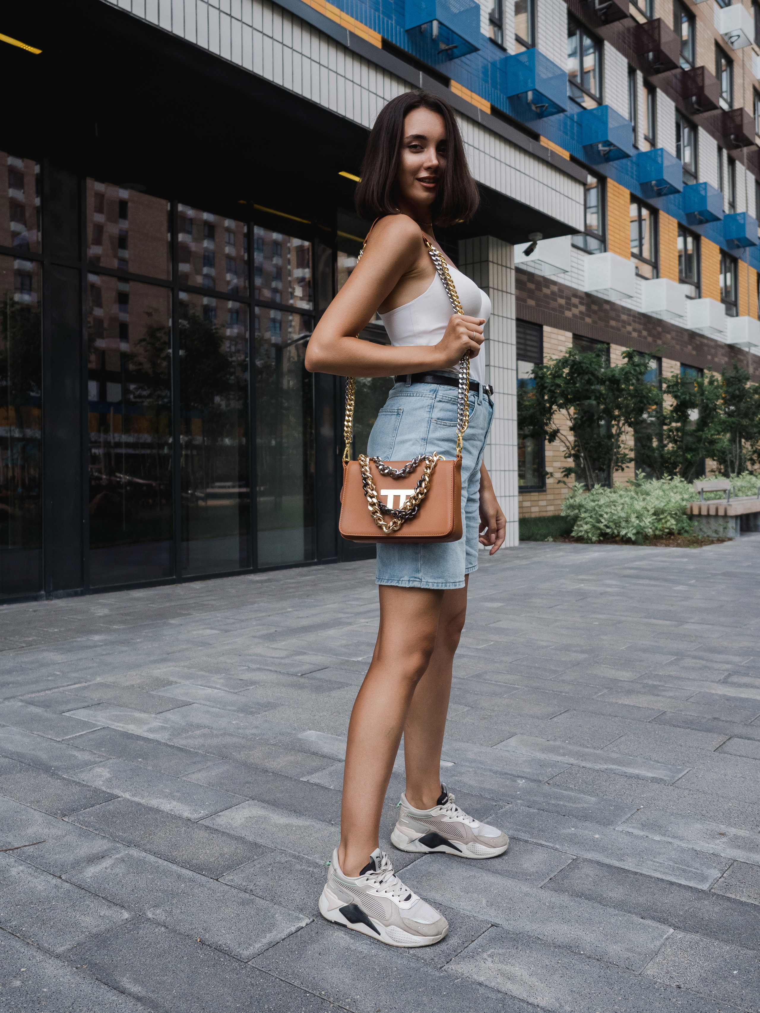 Маркет-плейсы — Bamong. Фотограф и видеограф Виктор Пати