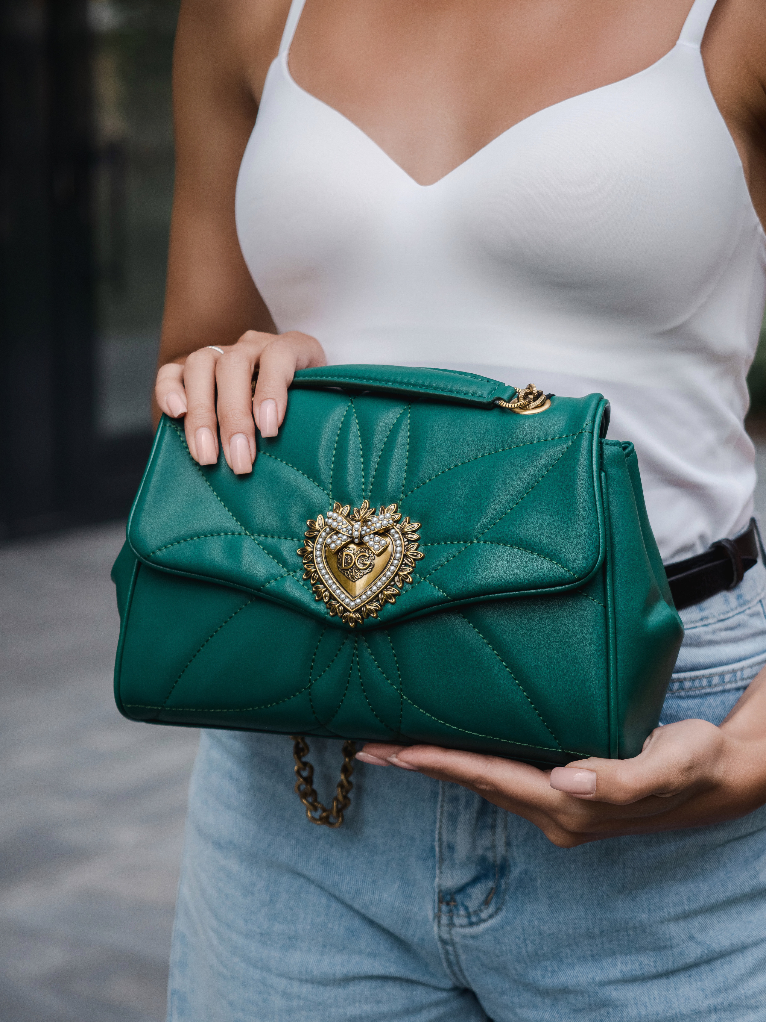 Маркет-плейсы — Bamong. Фотограф и видеограф Виктор Пати