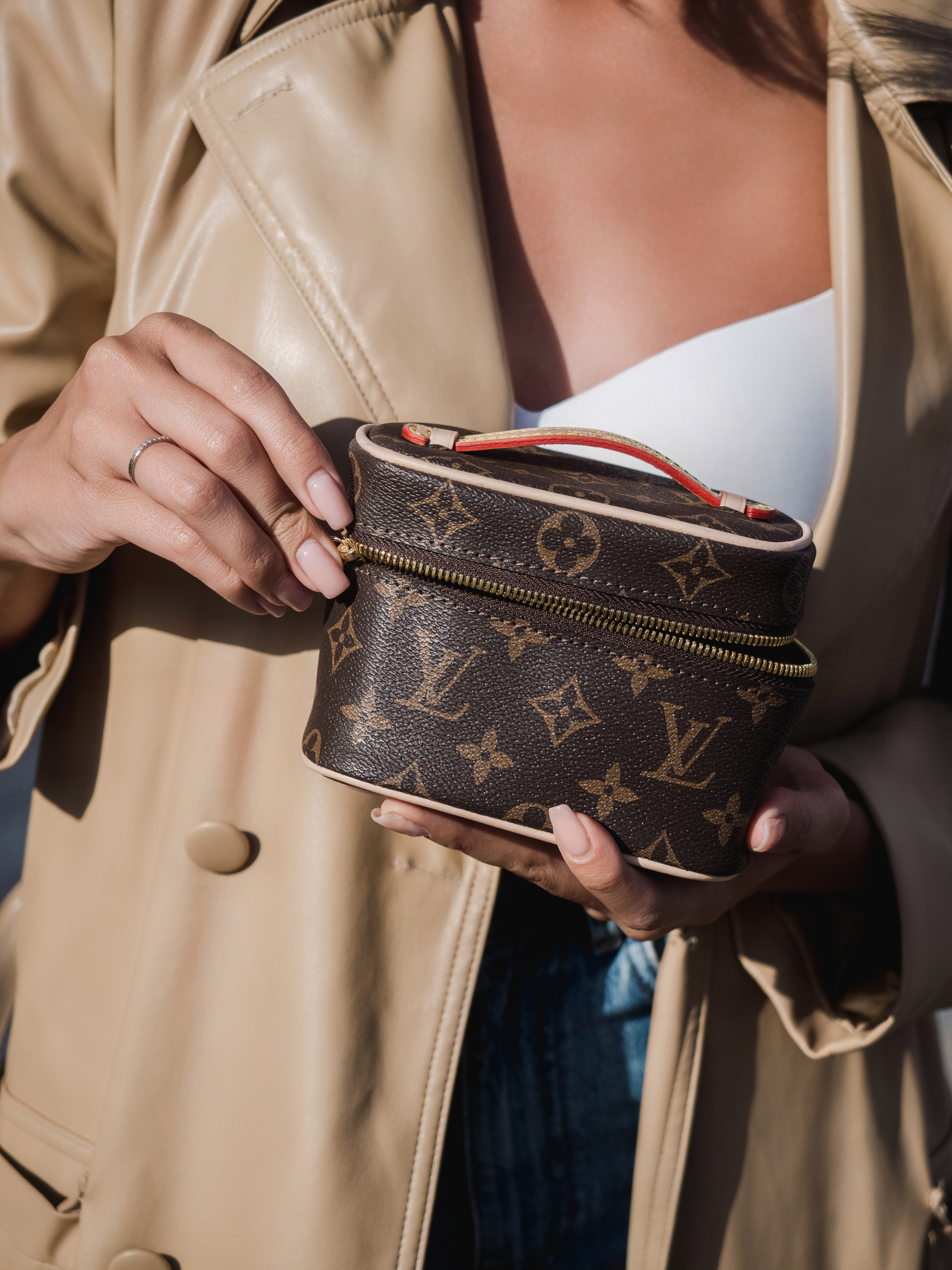 Маркет-плейсы — Bamong. Фотограф и видеограф Виктор Пати