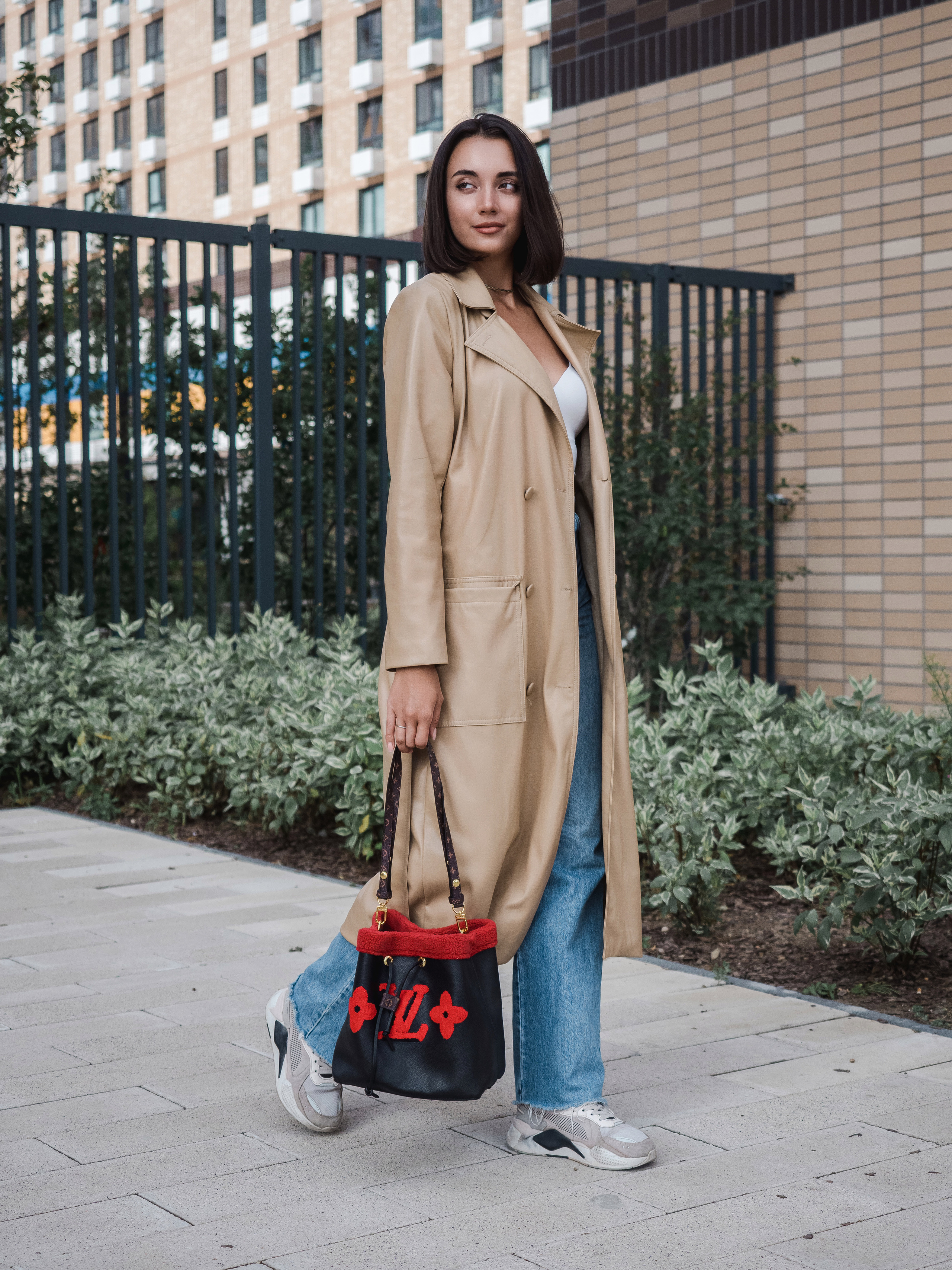 Маркет-плейсы — Bamong. Фотограф и видеограф Виктор Пати