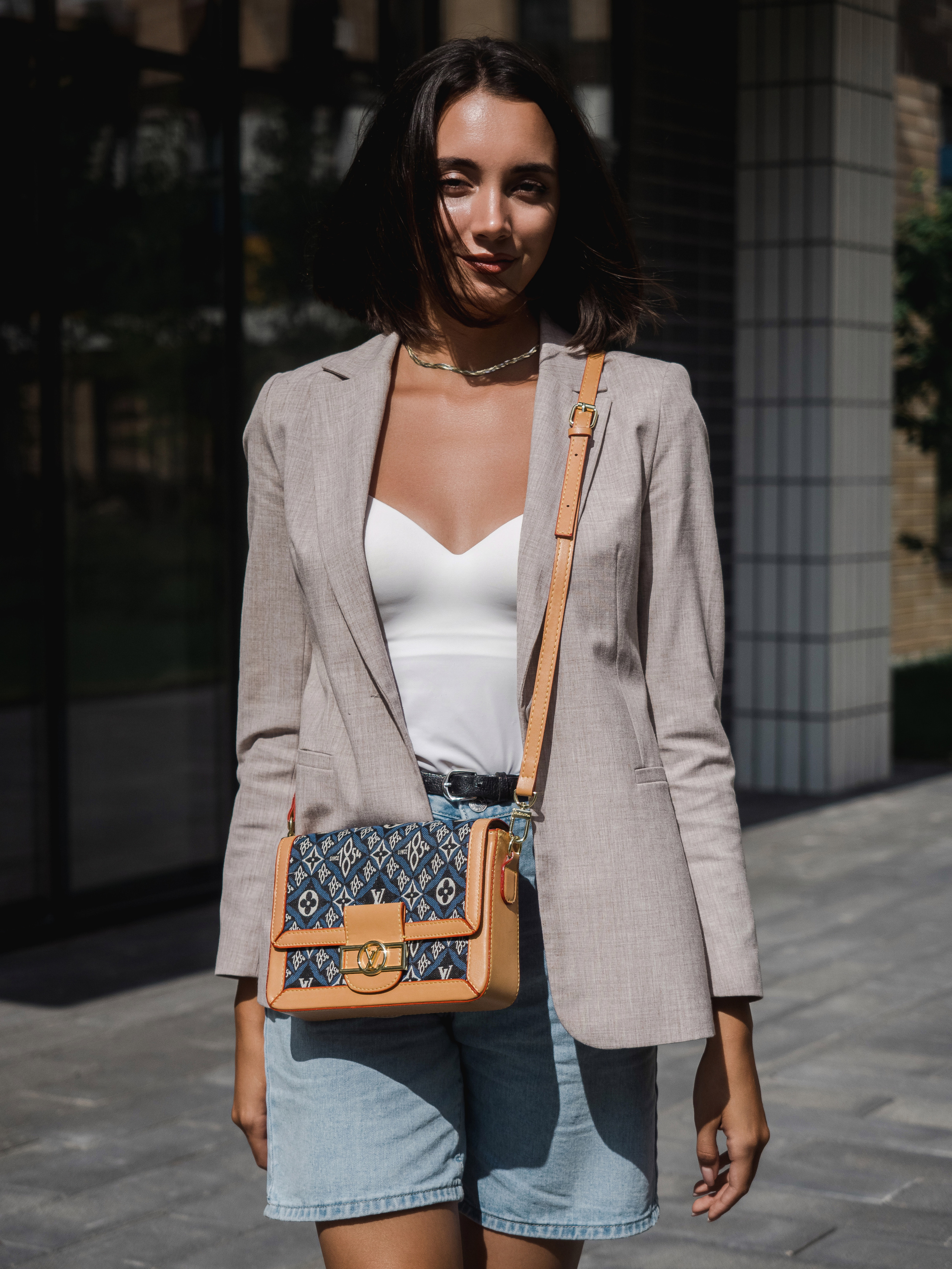 Маркет-плейсы — Bamong. Фотограф и видеограф Виктор Пати