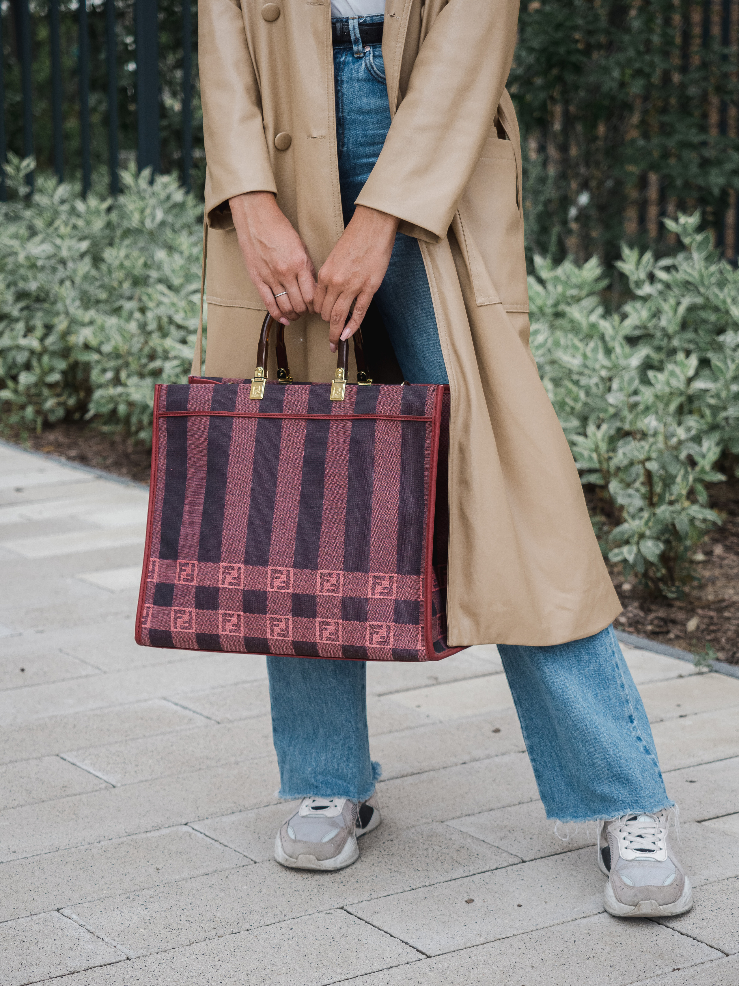 Маркет-плейсы — Bamong. Фотограф и видеограф Виктор Пати