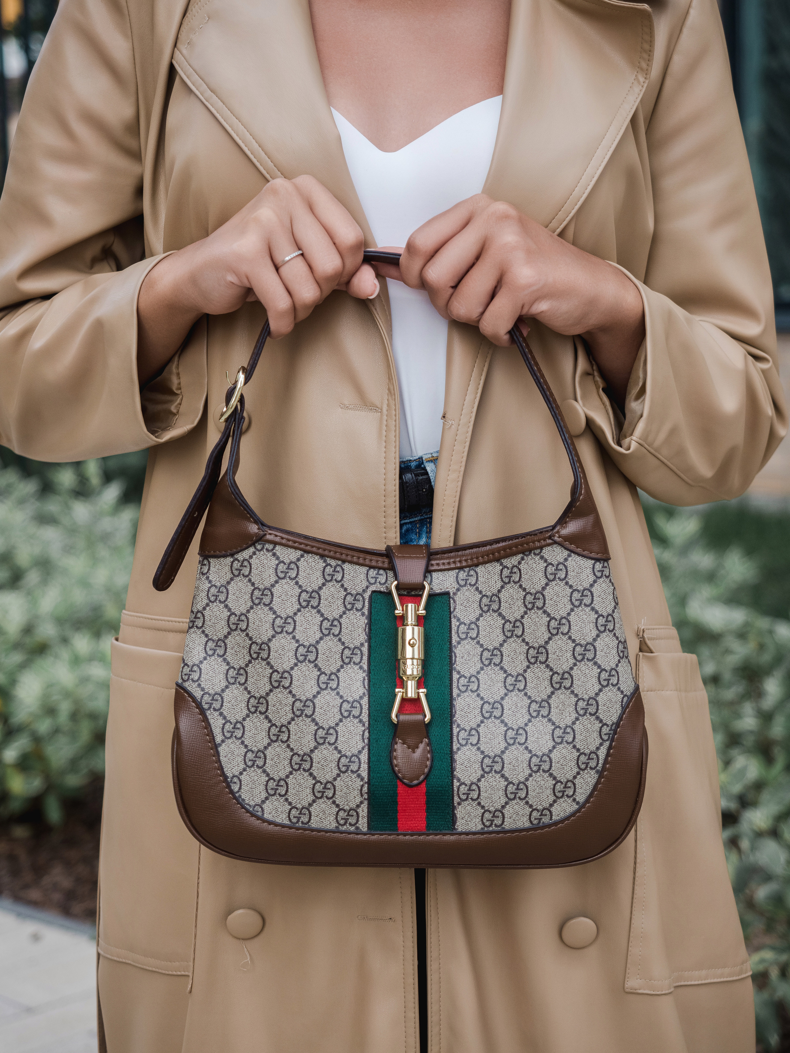 Маркет-плейсы — Bamong. Фотограф и видеограф Виктор Пати