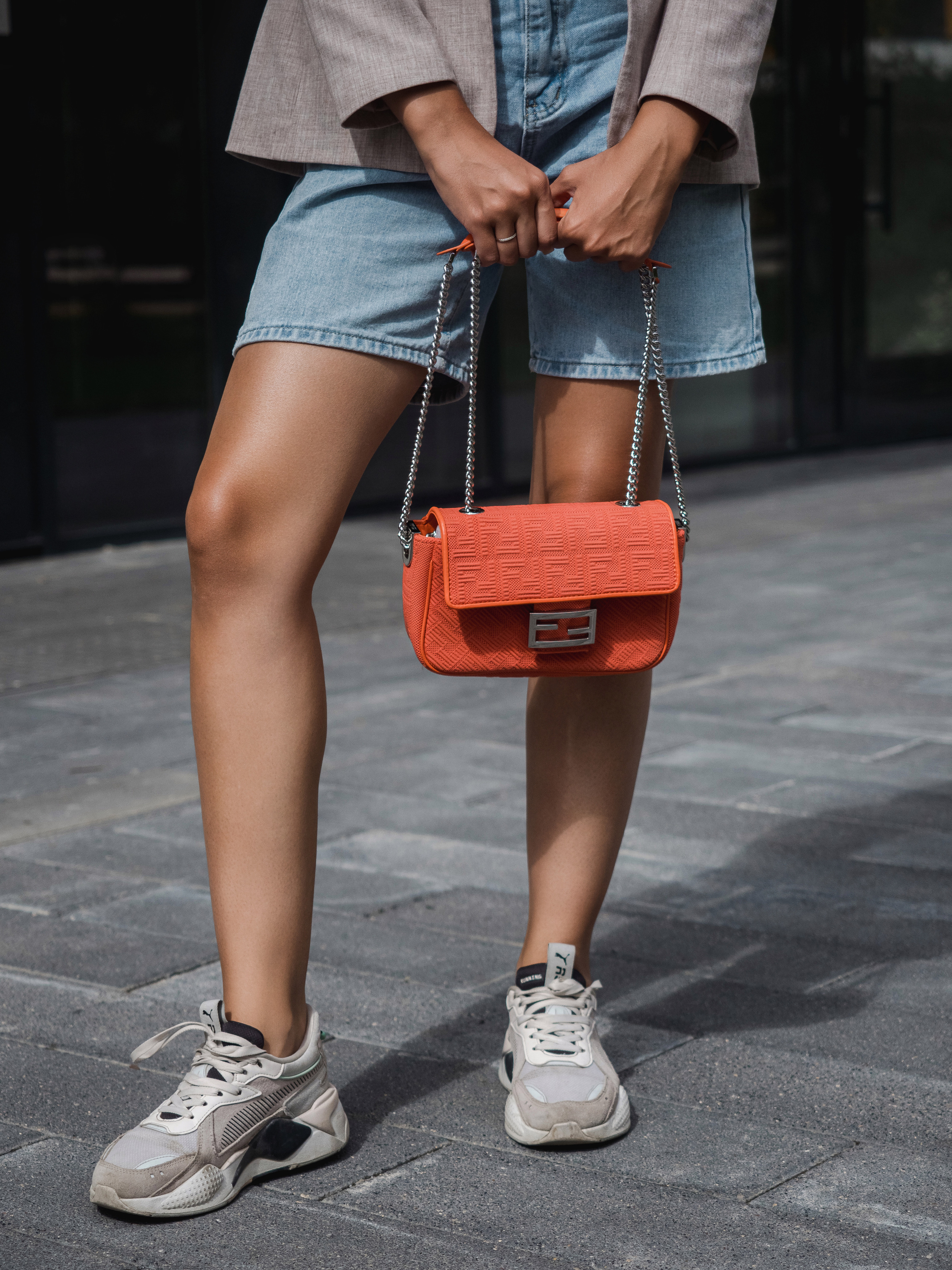 Маркет-плейсы — Bamong. Фотограф и видеограф Виктор Пати