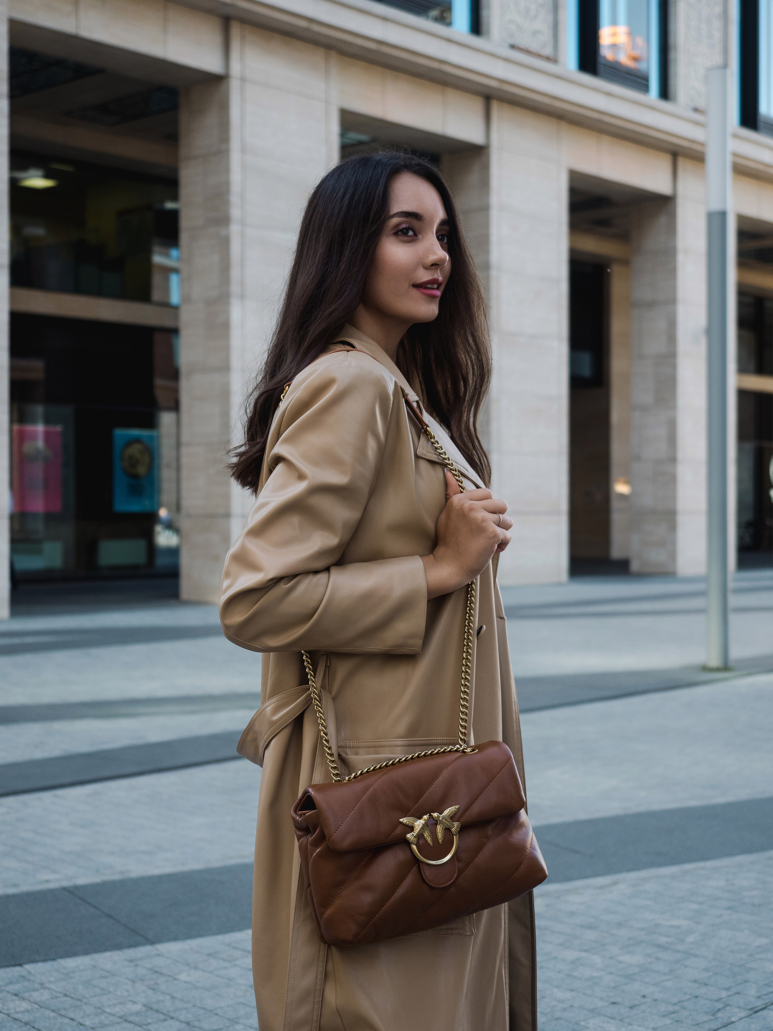 Bamong. Фотограф и видеограф Виктор Пати