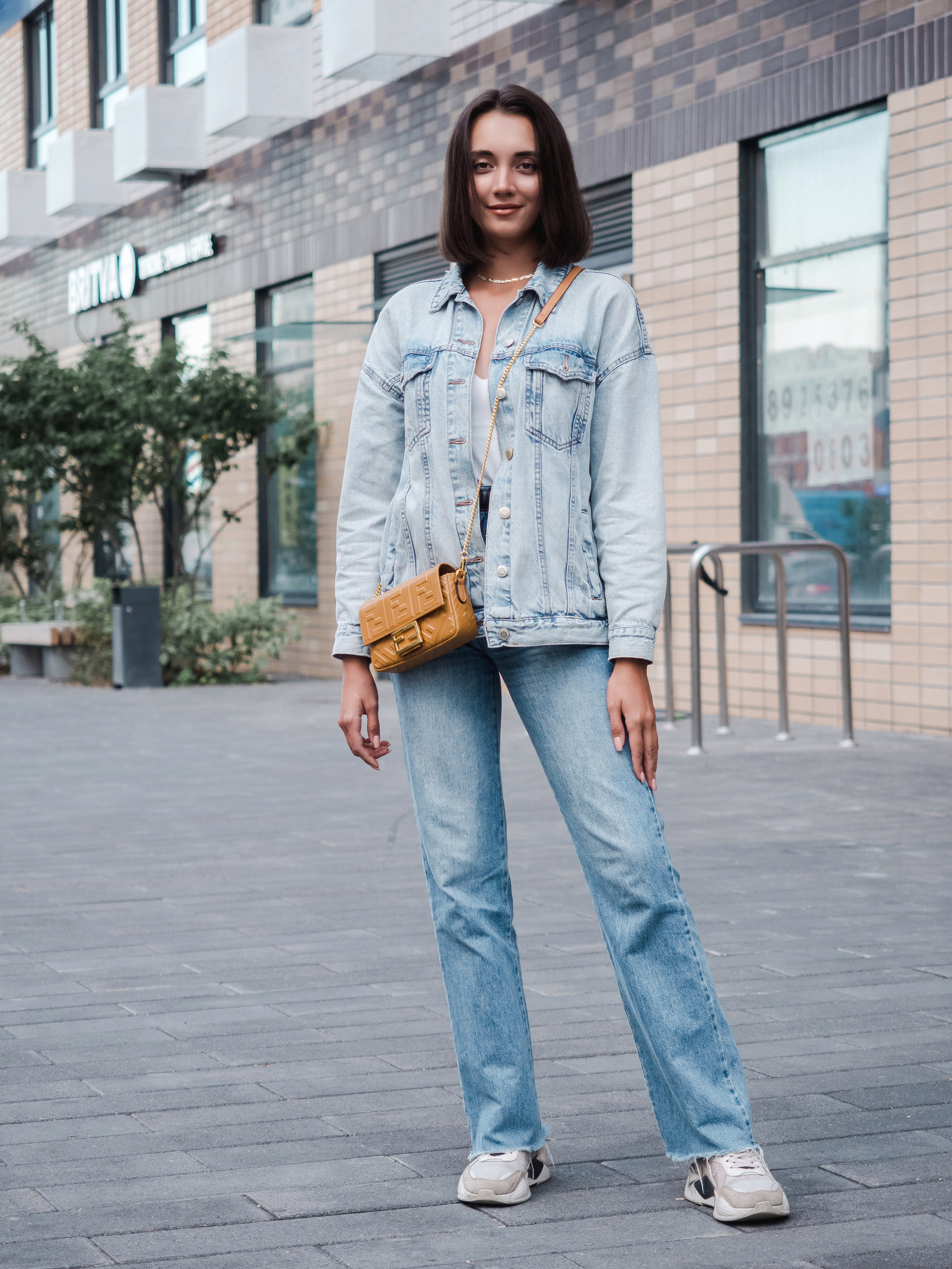 Маркет-плейсы — Bamong. Фотограф и видеограф Виктор Пати