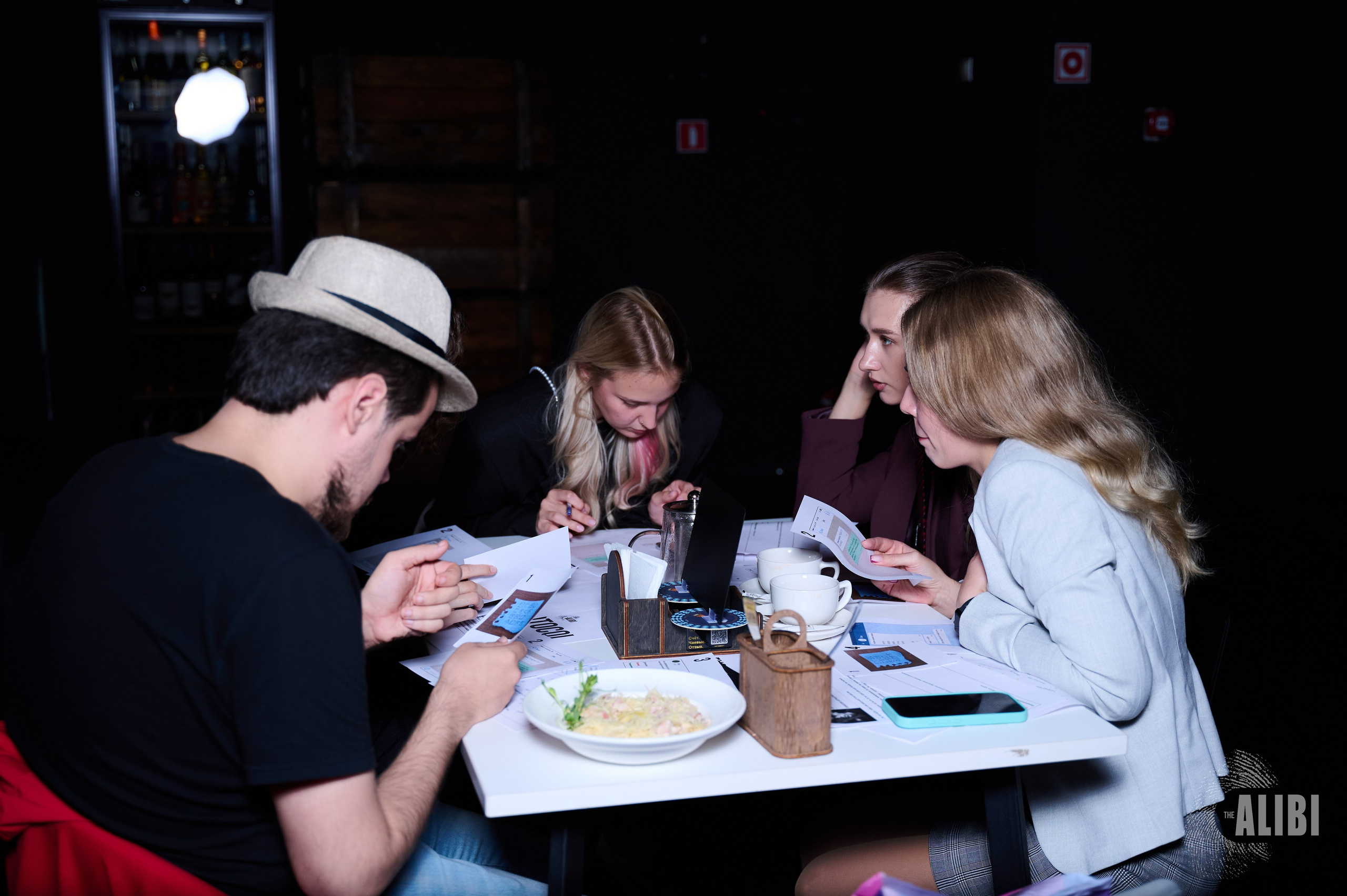 Квиз ALIBI. Фотограф Универсал в Новосибирске