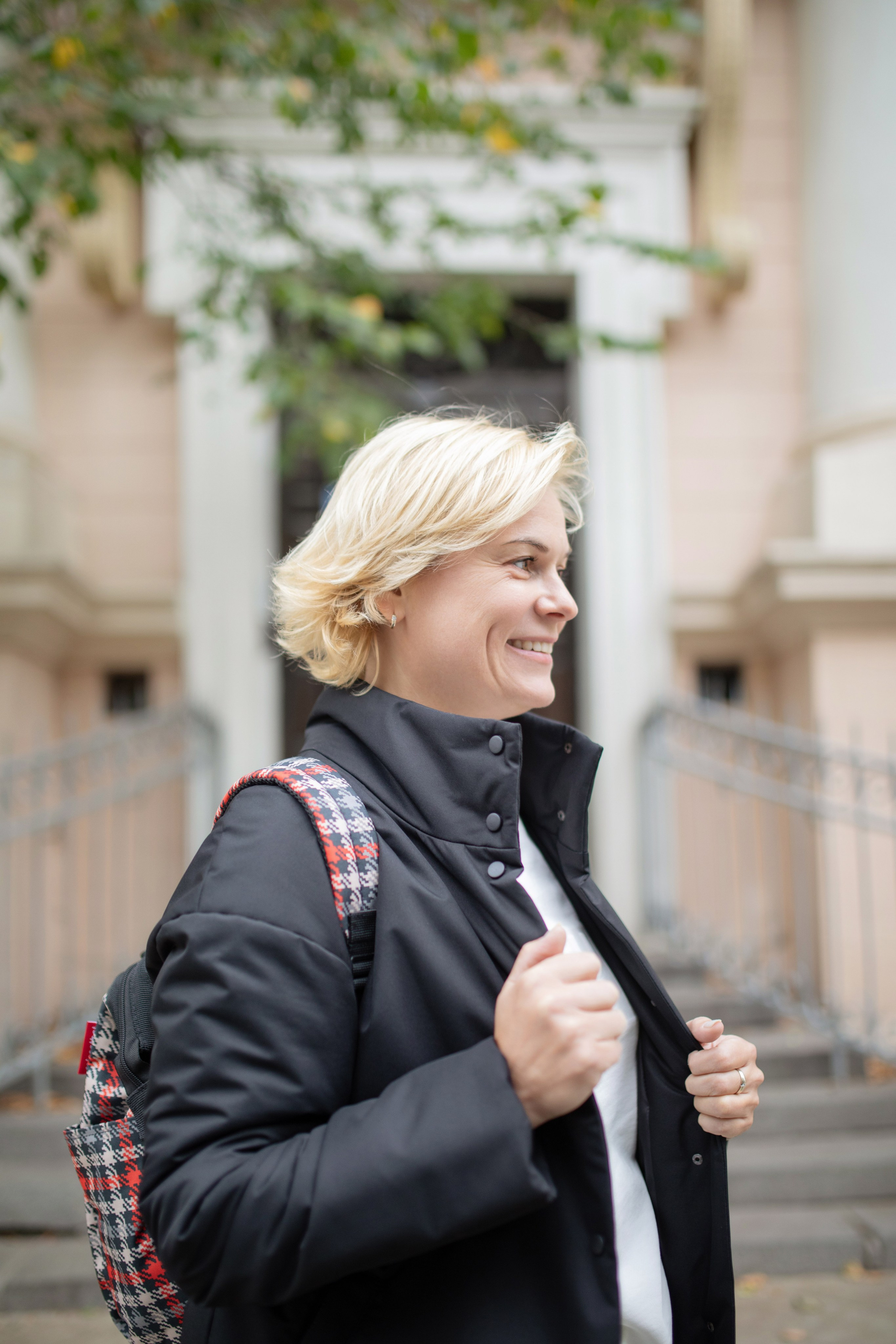 В городской локации. Алёна Орлова Портретный фотограф Москва