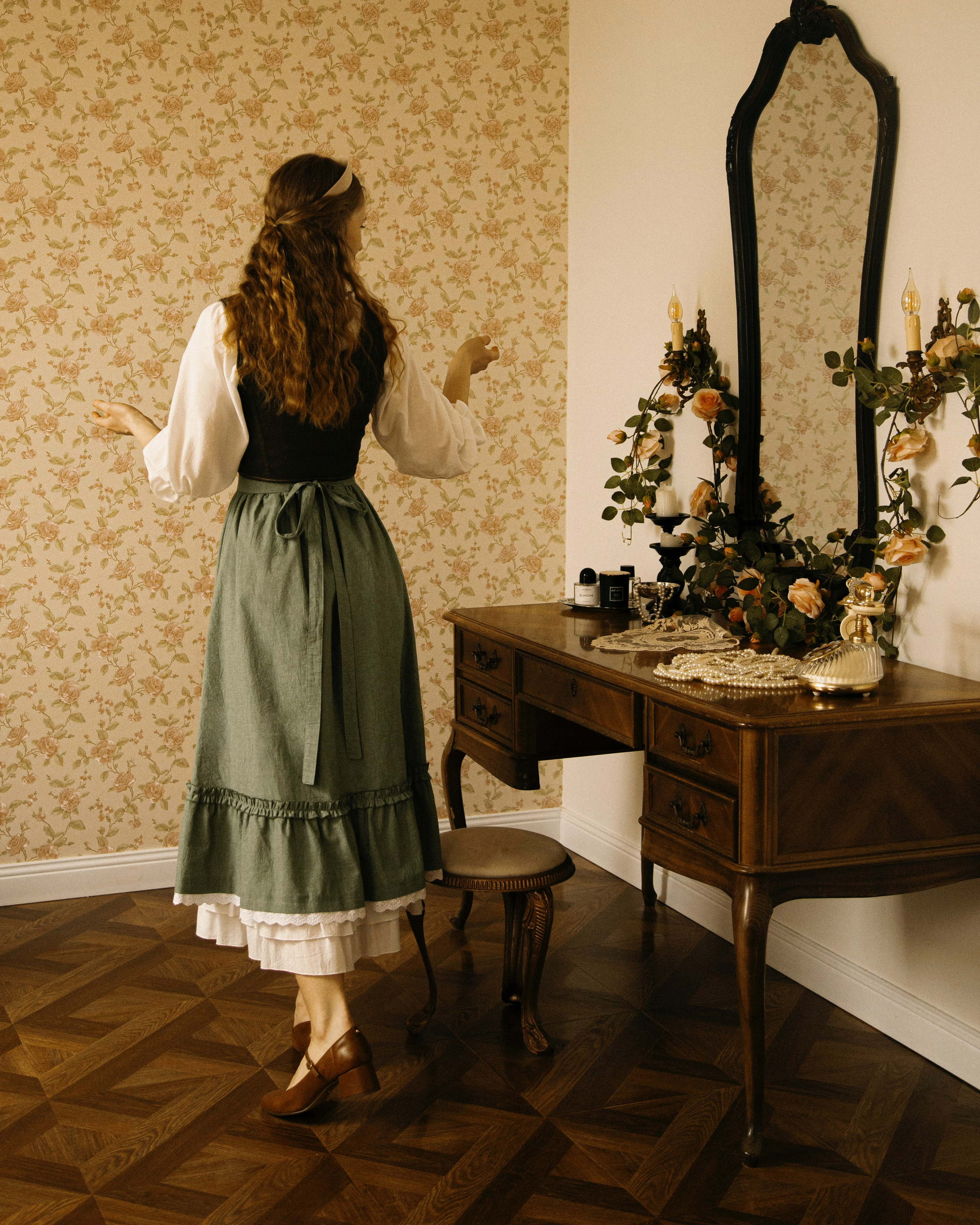 Полина: винтажная студия