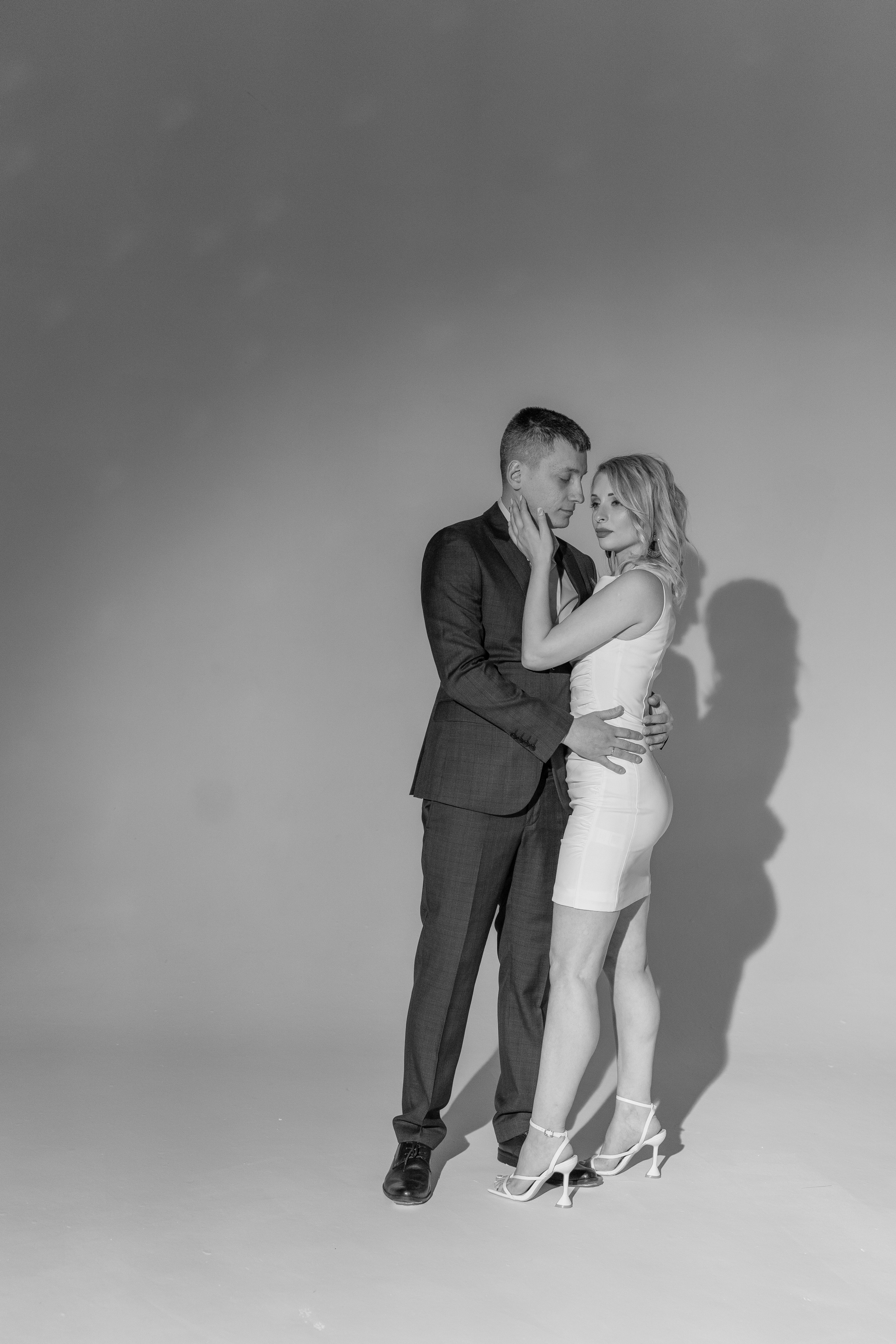 Lovestory, студия. Елена и Денис. Фотограф в Москве Ленарская Дарья