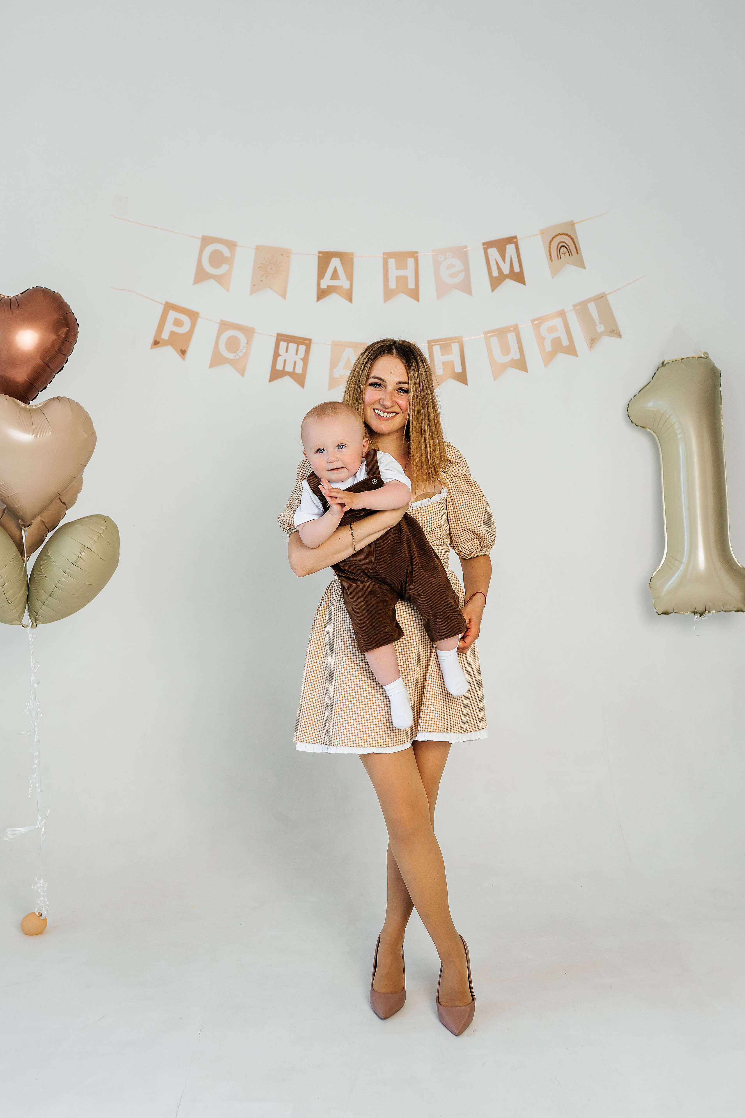 Фотосессия малышей годовасиков в Каменске-Шахтинском и Ростове. Фотограф в Каменске-Шахтинском Ольга Сагал