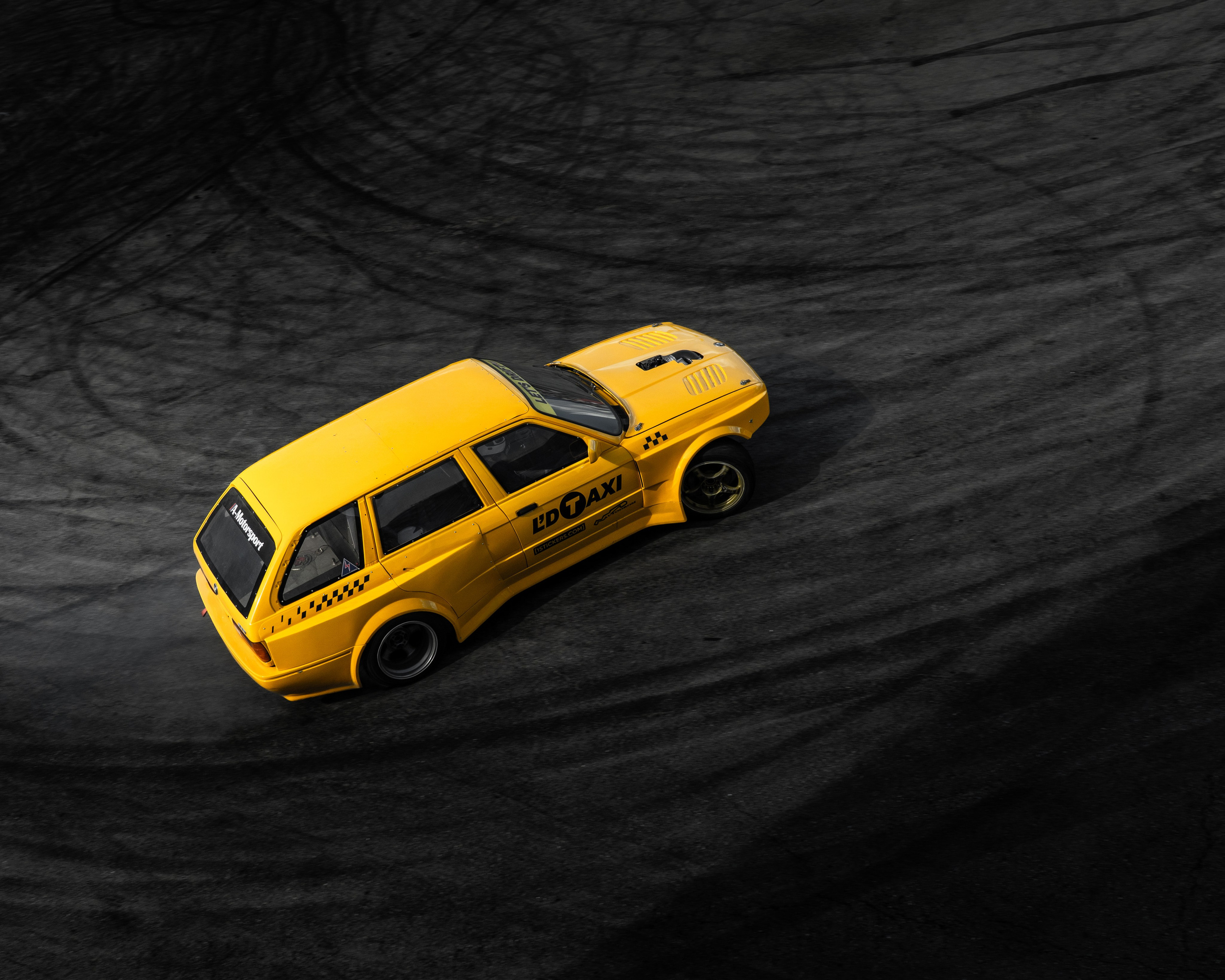 TURBO NIGHT. Opasnophoto