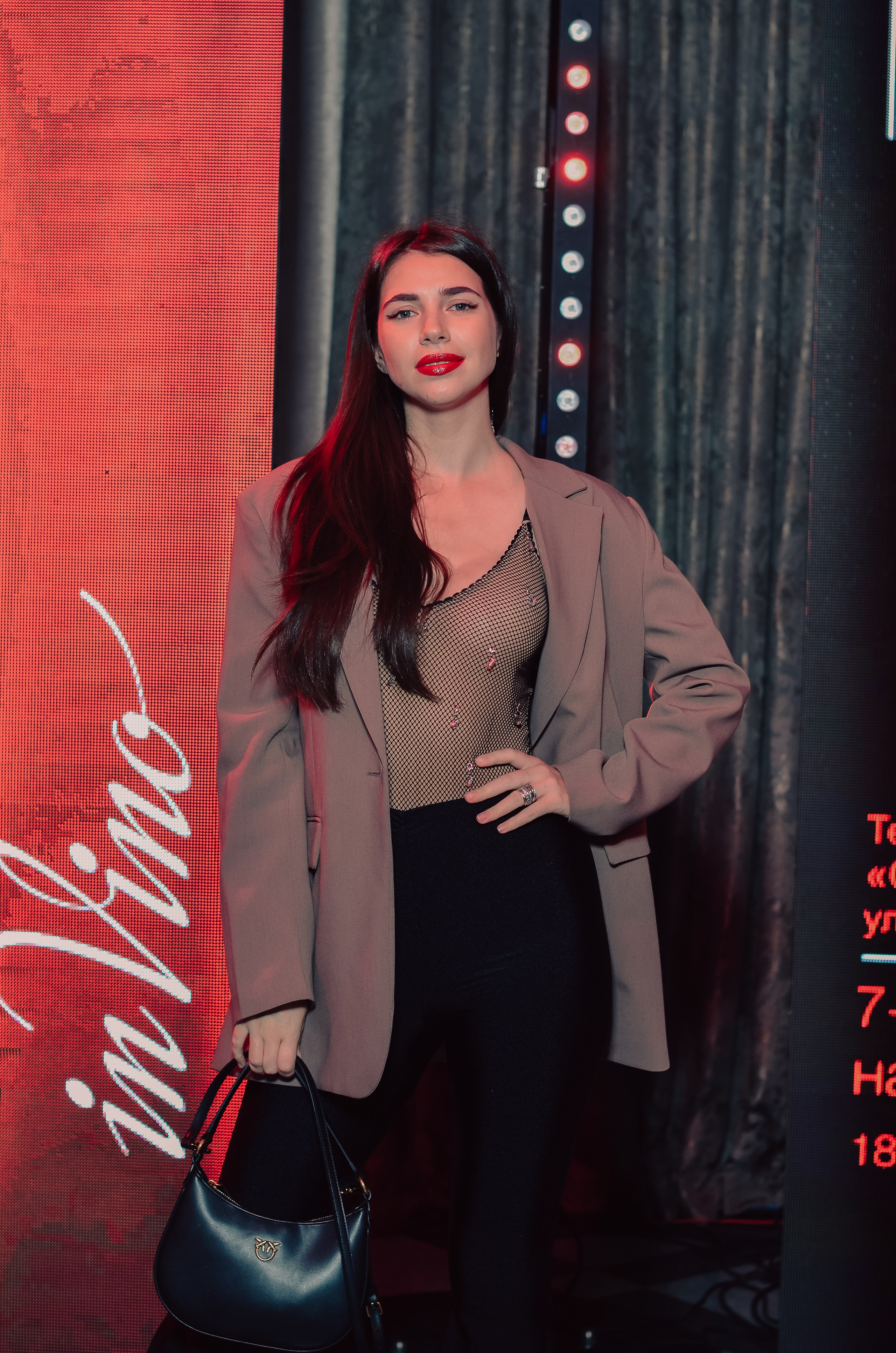 Фоторепортаж танцевального мероприятия. Денисова Аля — фотограф для парных съемок и индивидуальных историй в Барнауле