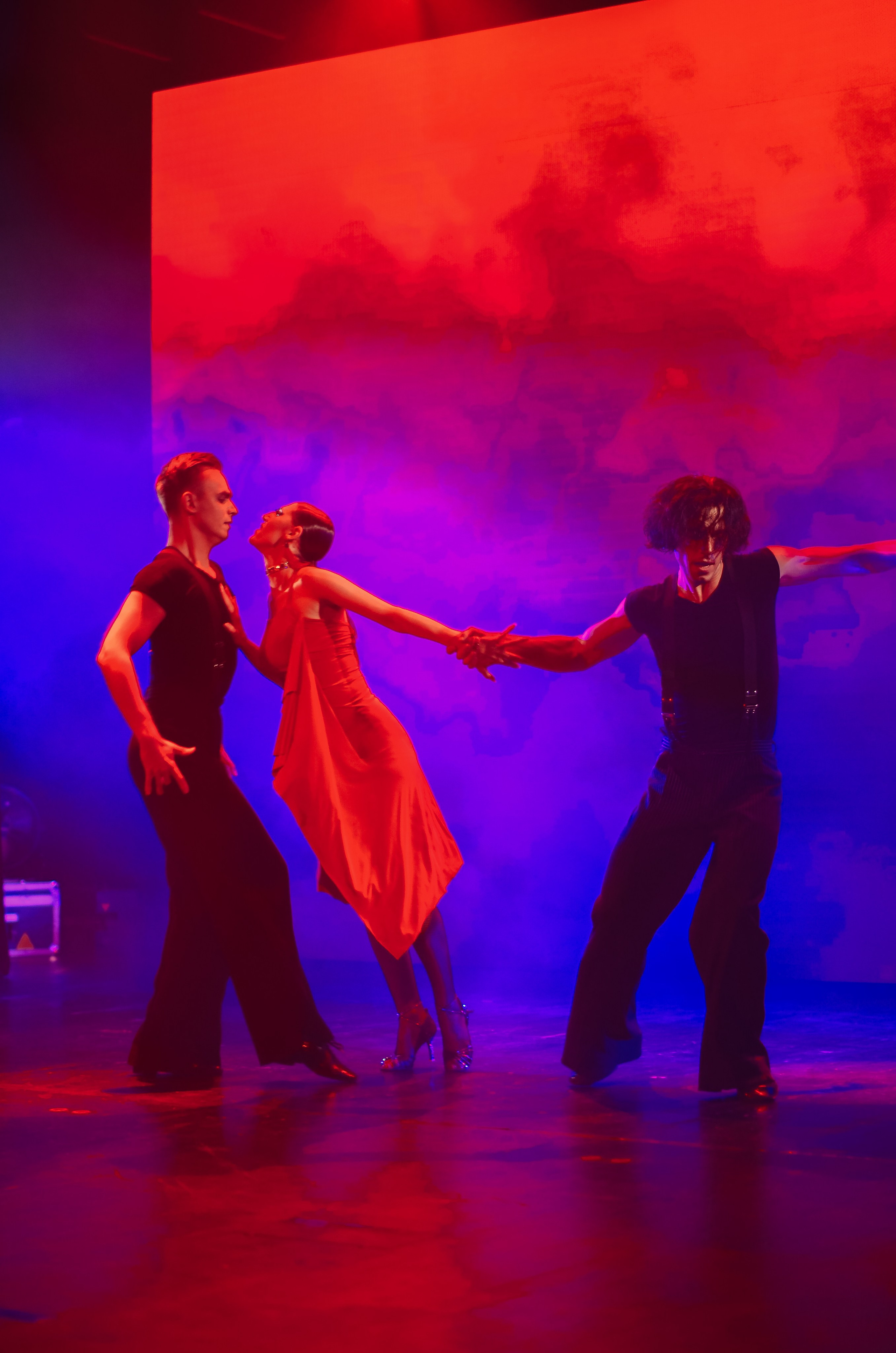 Фоторепортаж танцевального мероприятия. Денисова Аля — фотограф для парных съемок и индивидуальных историй в Барнауле