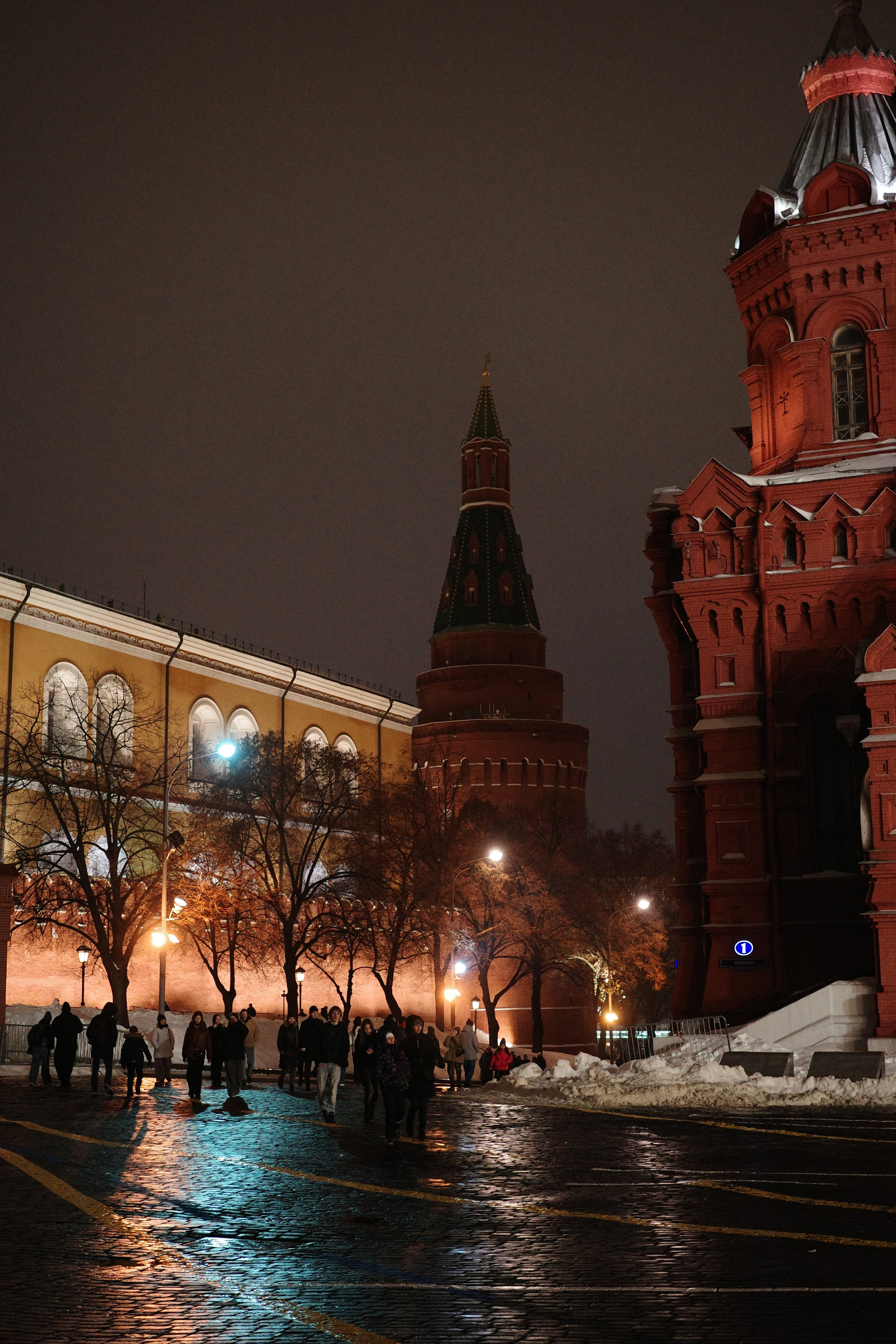 #43: Красная площадь / февраль 2026. Проект «Фотокладовка»: блог уличной фотографии в формате street photo