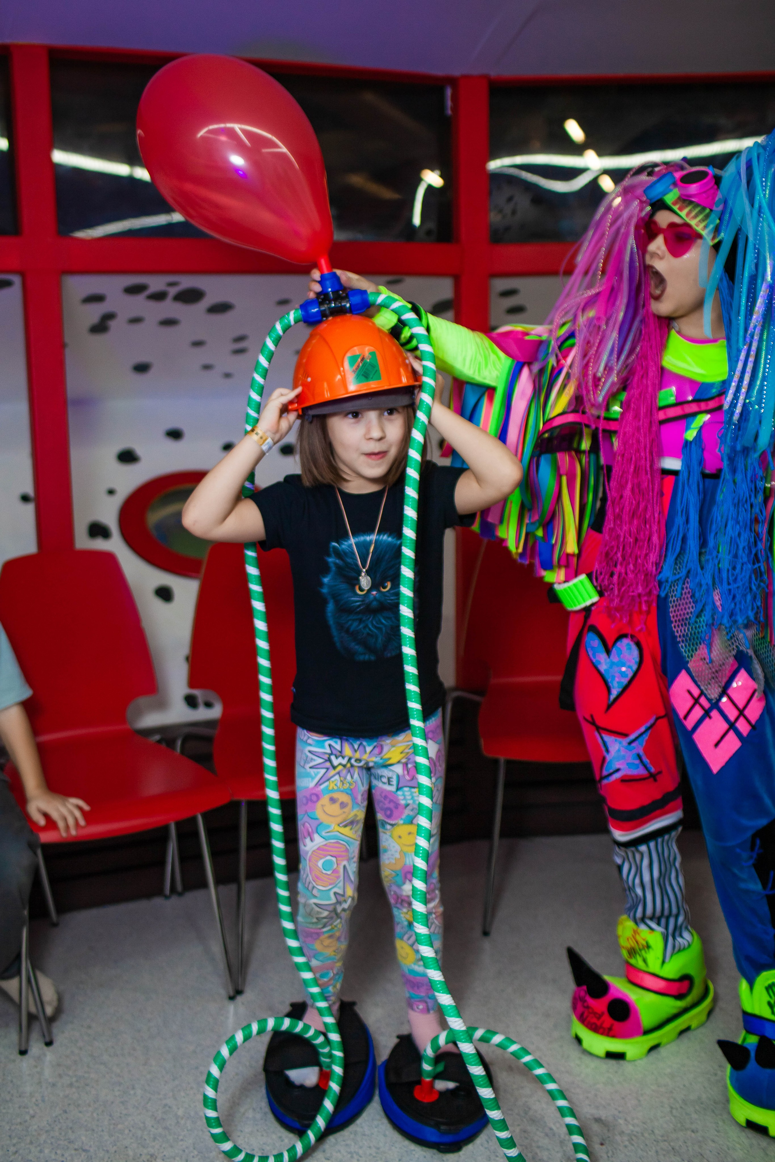 Неон Челендж День рождения Ярослава. Детский и семейный фотограф в Санкт-Петербурге Елизавета Сорокина