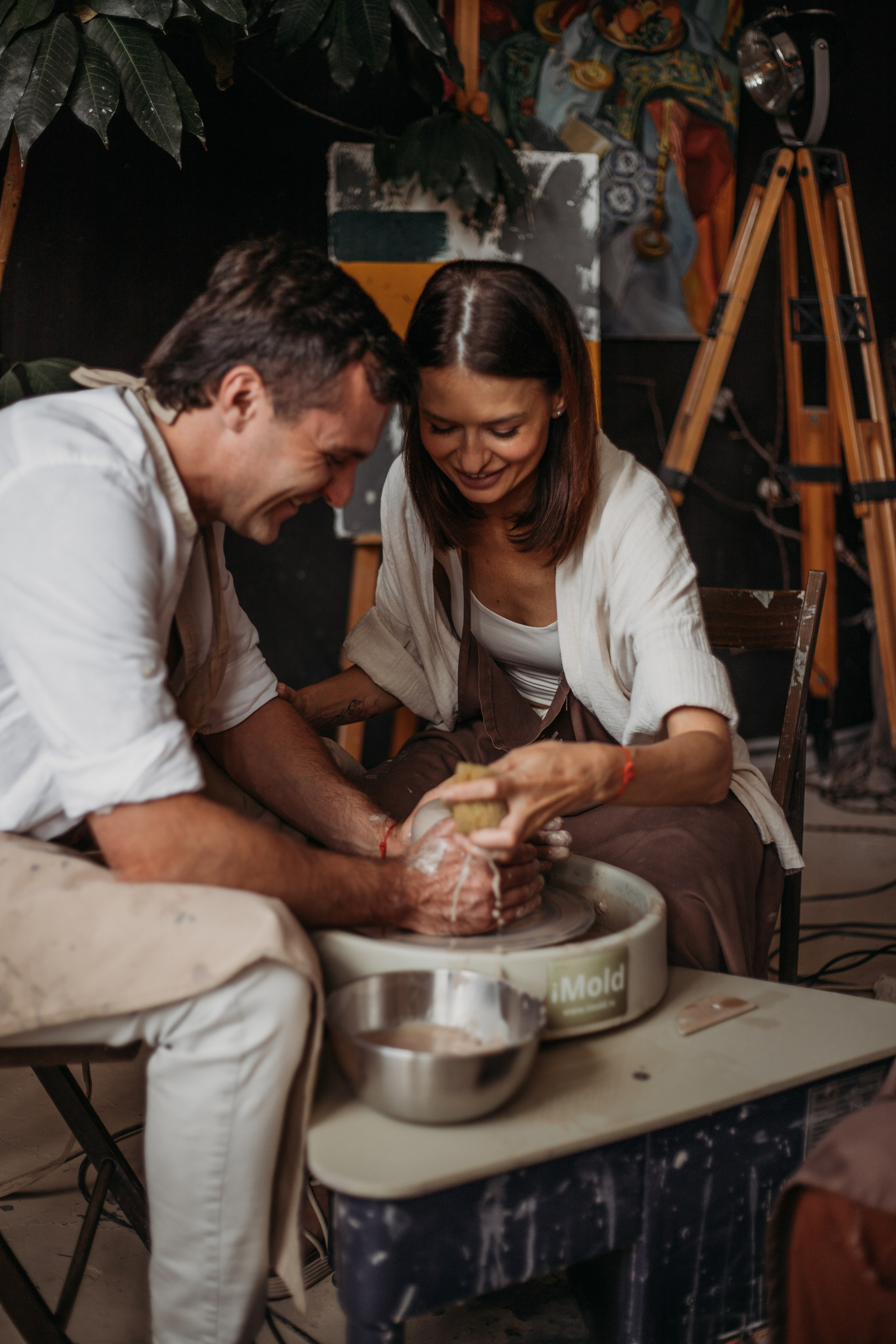 Свидание в гончарной. Венера Гайн. Репортажный фотограф  Тюмень. Обучение фотографии с 0