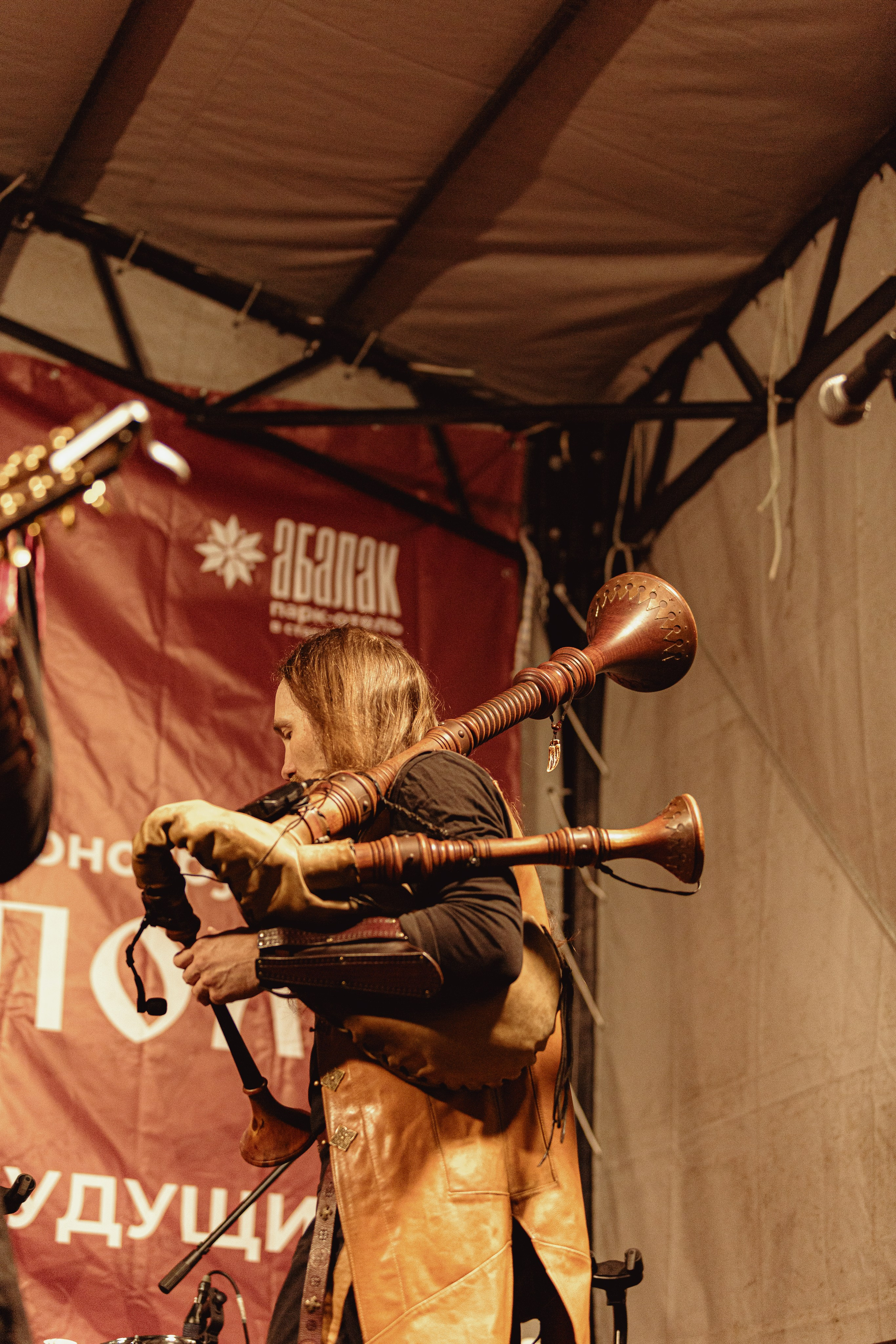 Фестиваль «Абалакское поле» XVI. Арт-фотограф Крис Л. в Тобольске: портрет, семейные, свадьбы