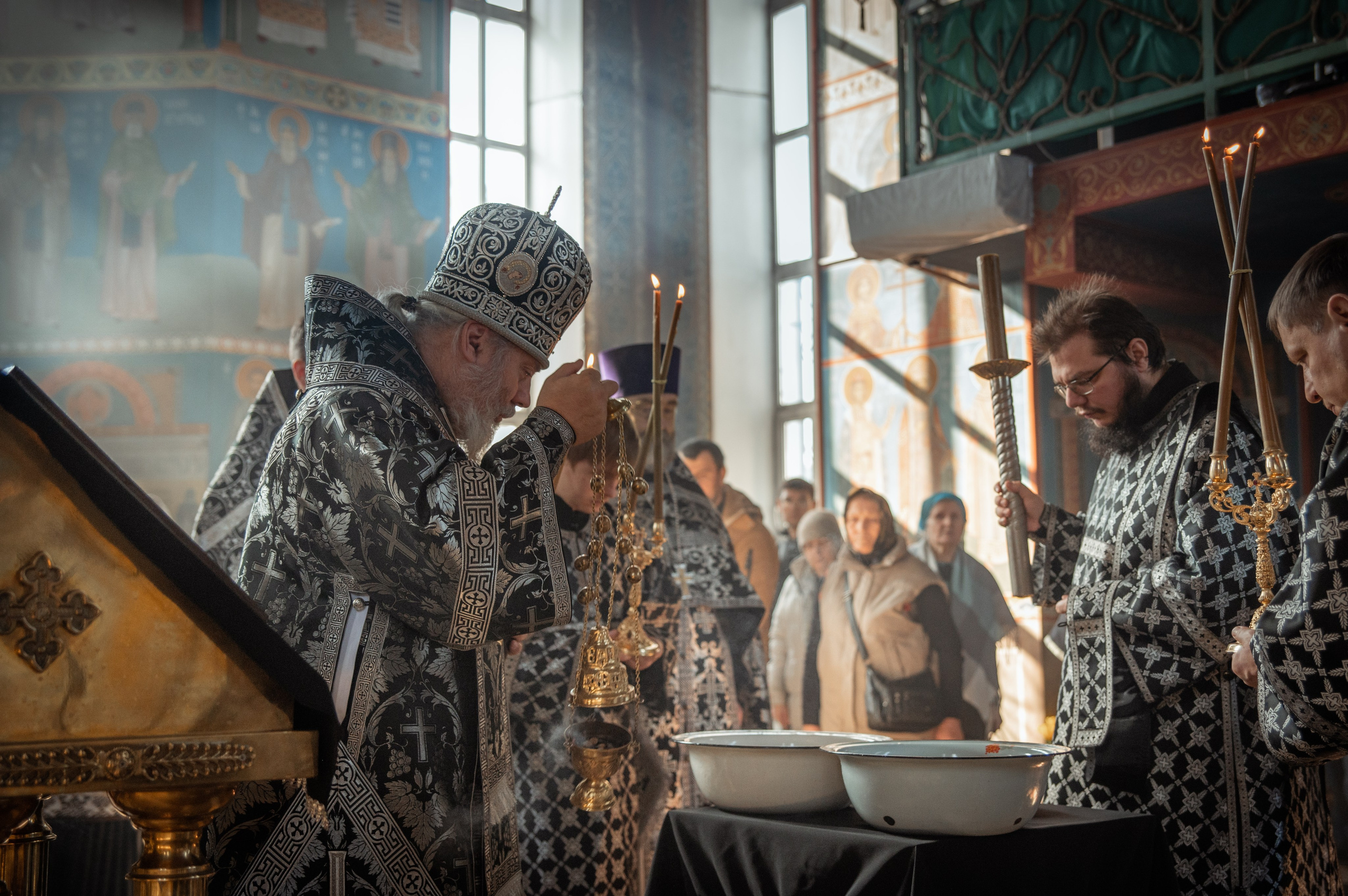 Преждеосвящение Даров. Храм Серафима Саровского. Церковный, семейный и репортажный фотограф Волгоград, Волжский