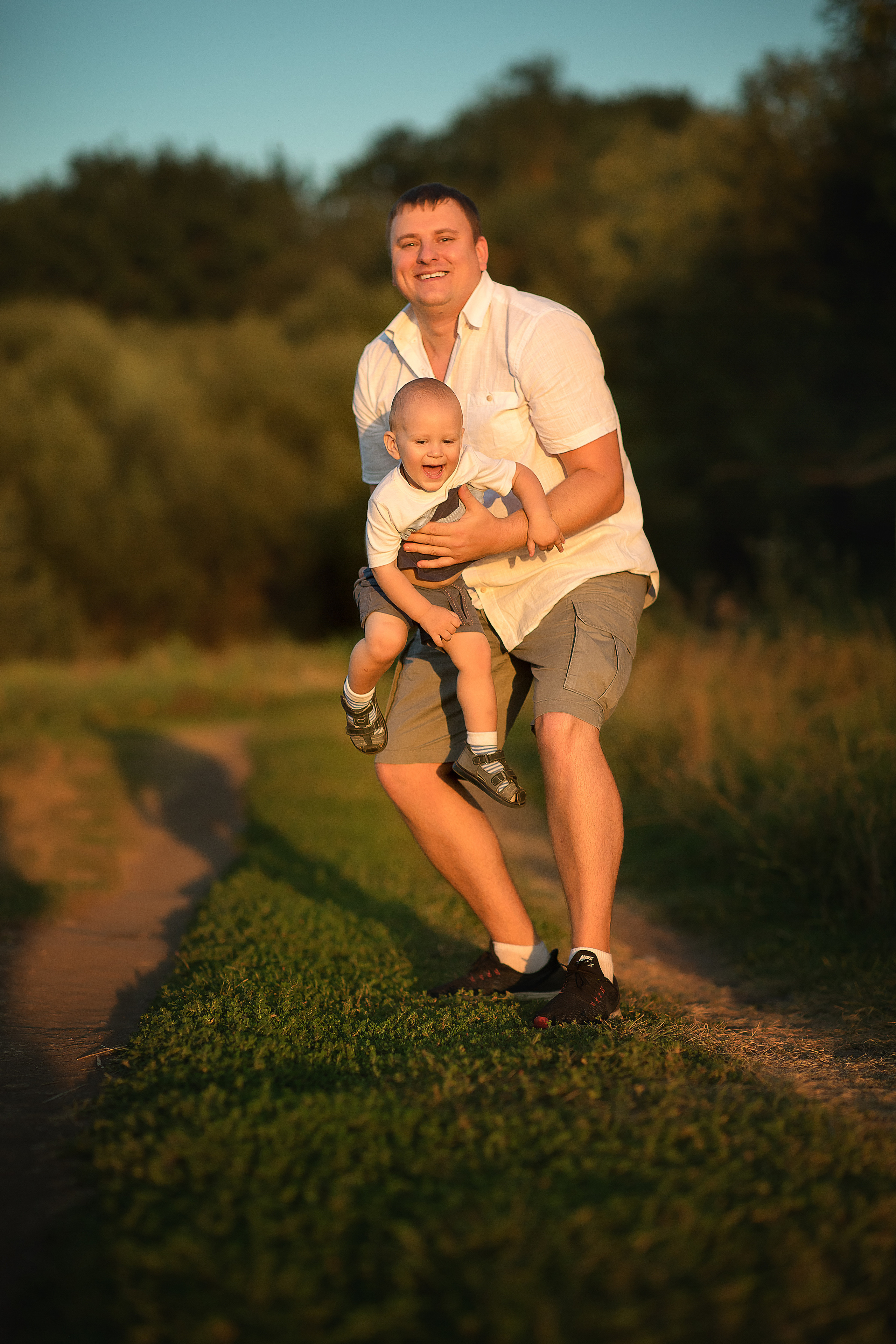 Семейная прогулка. Фотограф на крещение и венчание