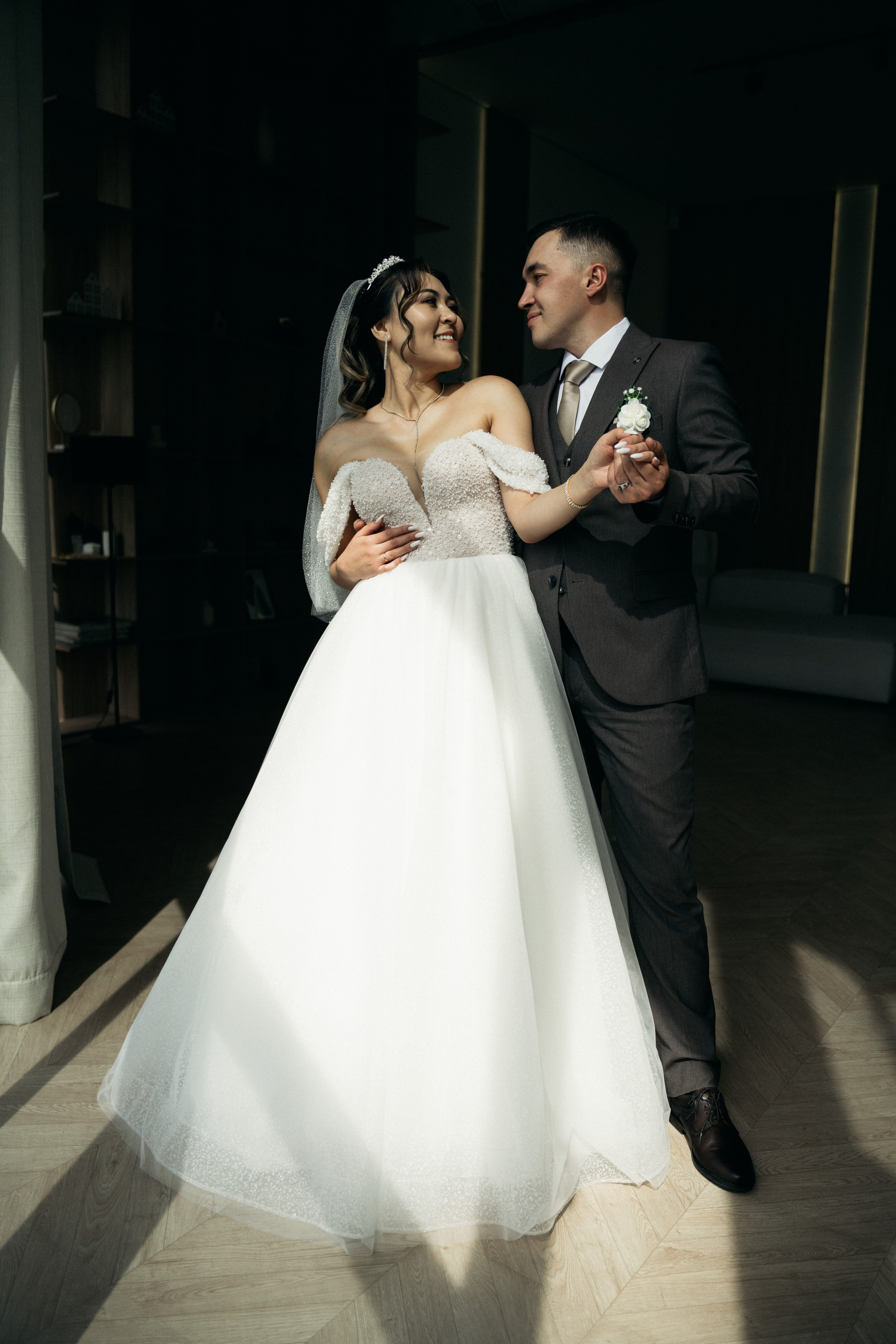 Ильнур и Динара. Свадебный день. Отбор. Кафе Ля делис. Семейный и свадебный фотограф Молодзяновская Елена