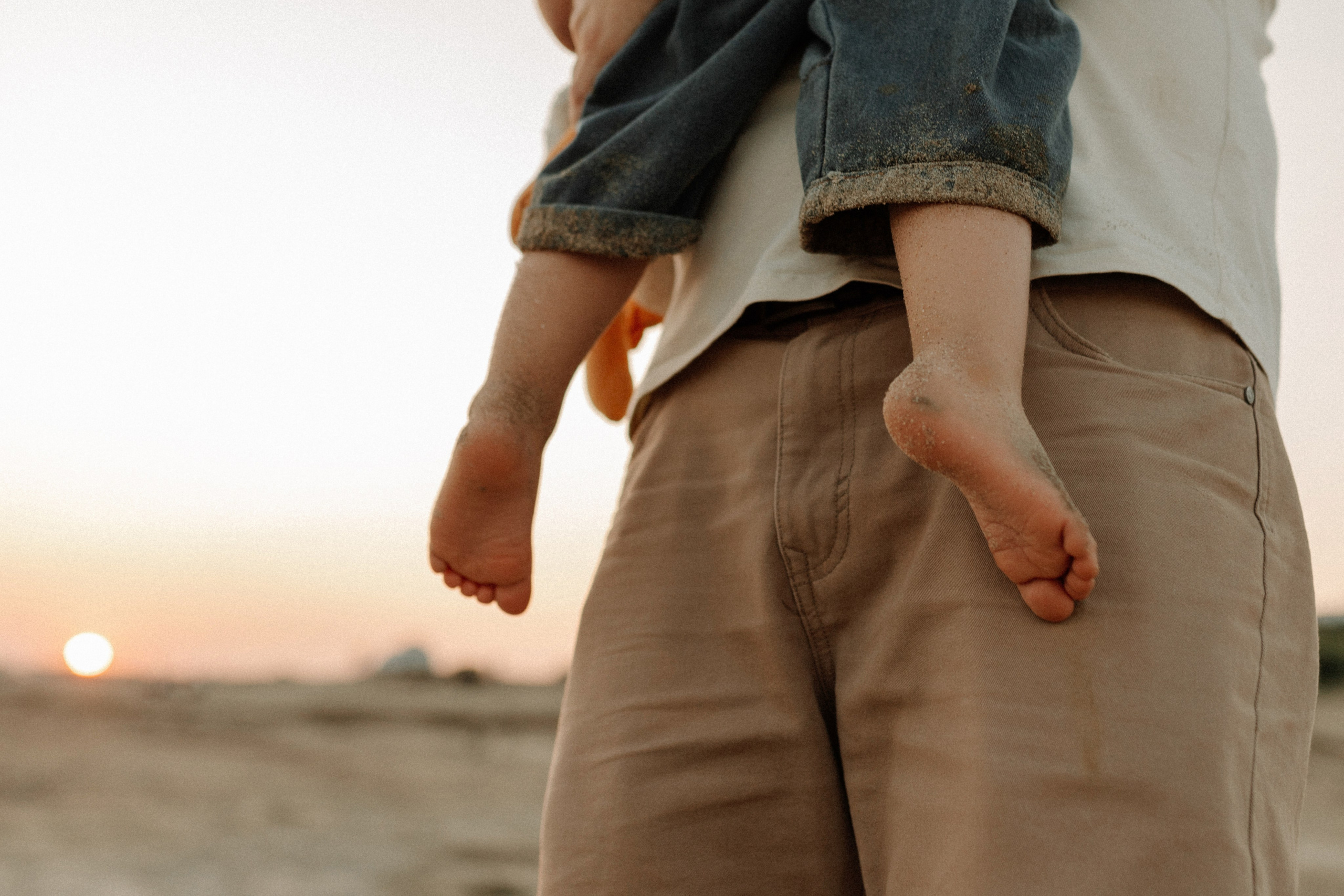 Трое у реки, не считая фотографа. Семейный фотограф в Краснодаре Яна Морева