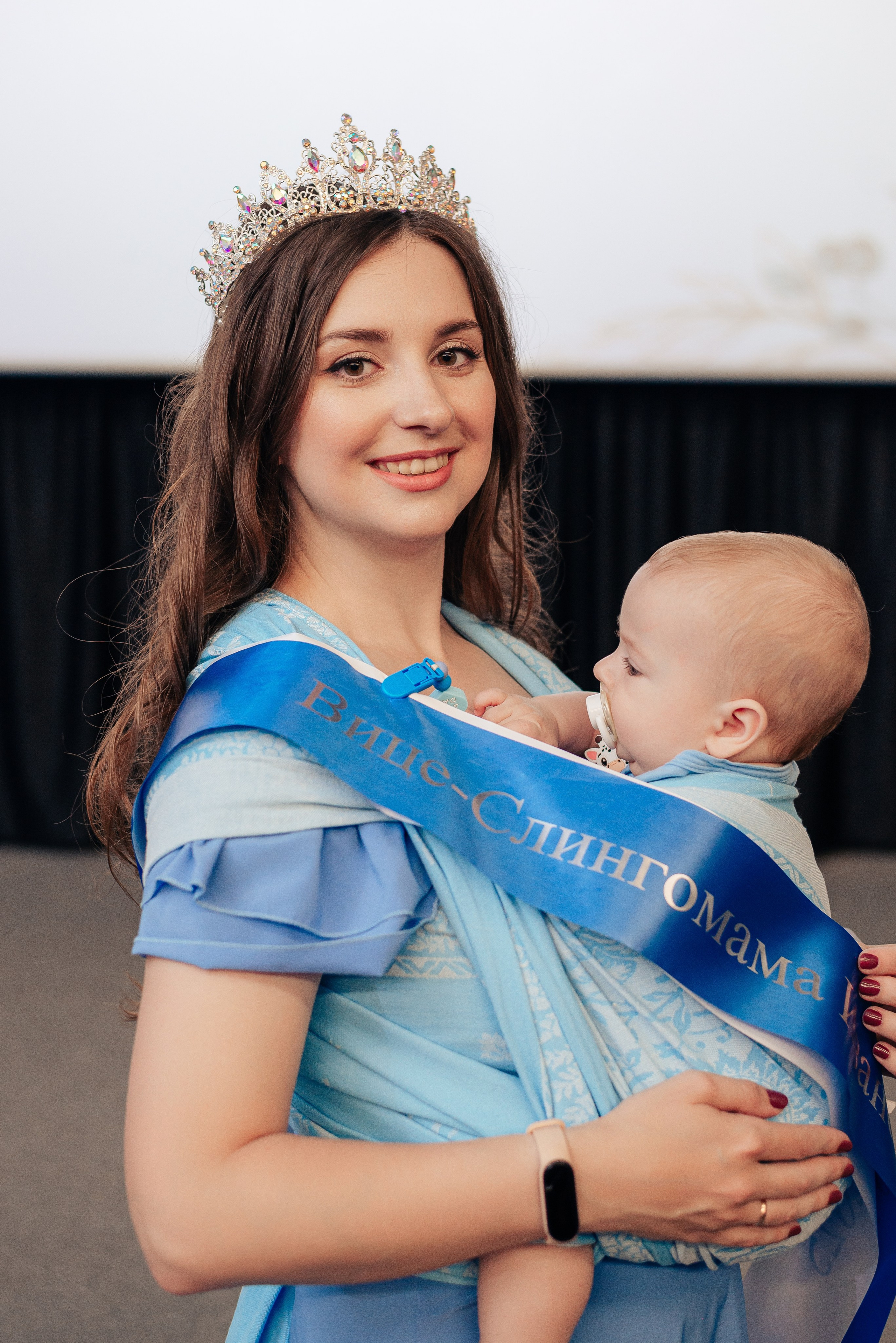 Слингомама Иваново 2025. Семейный и детский фотограф Иваново Ксения Азаренкова
