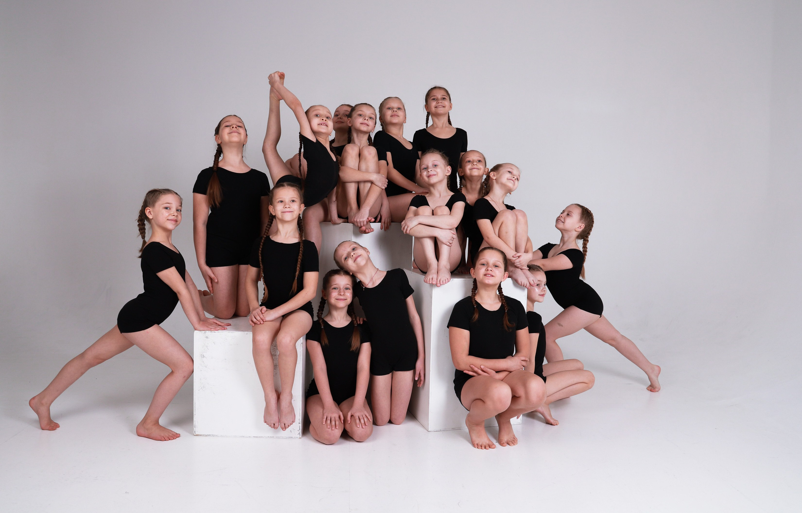 Сьемка на циклорамме. Фотограф Юлия Мальцева