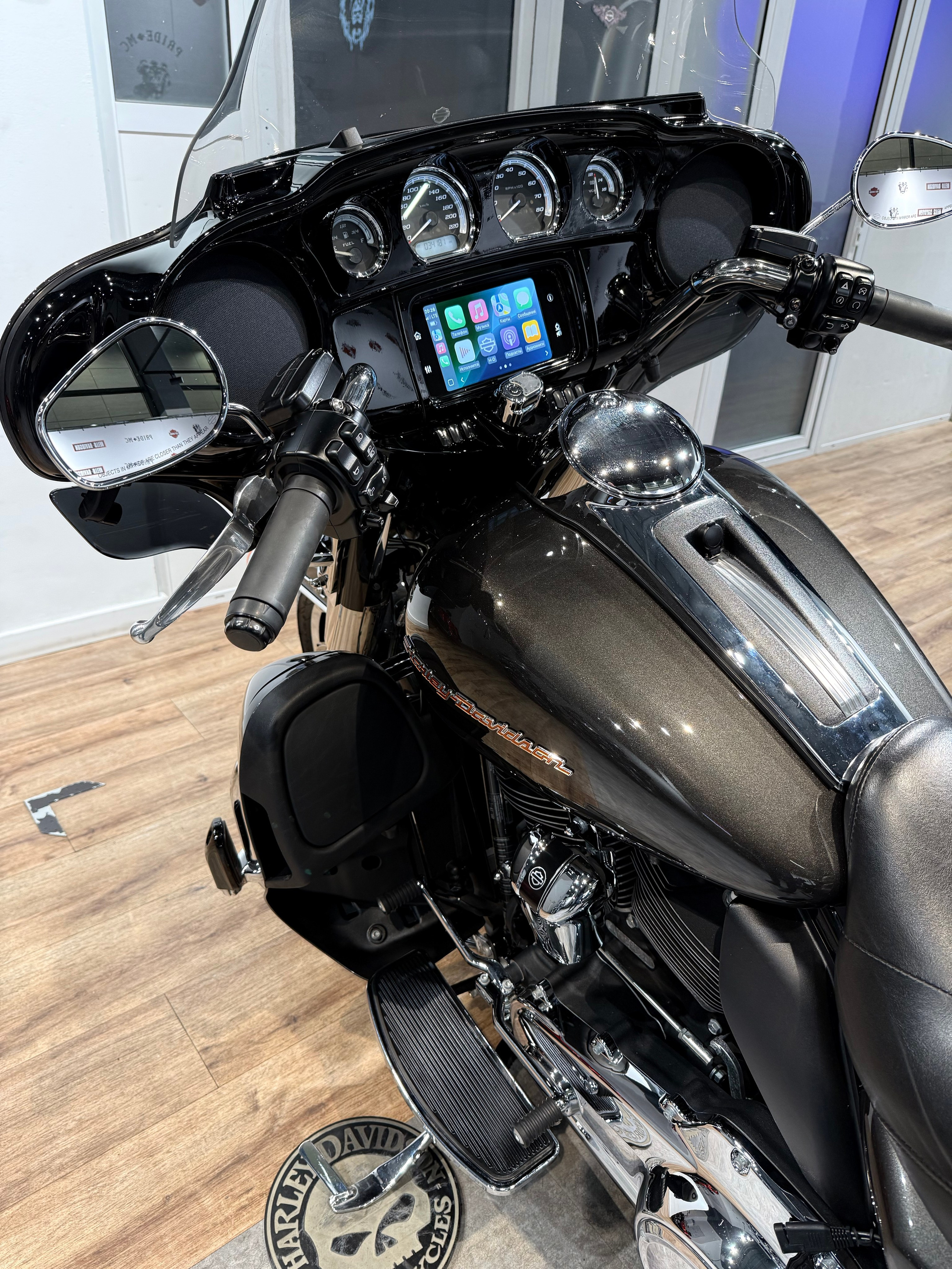 114 Electra Glide Limited (KessTech). Hello Davidson, Москва. Только хорошие мотоциклы…