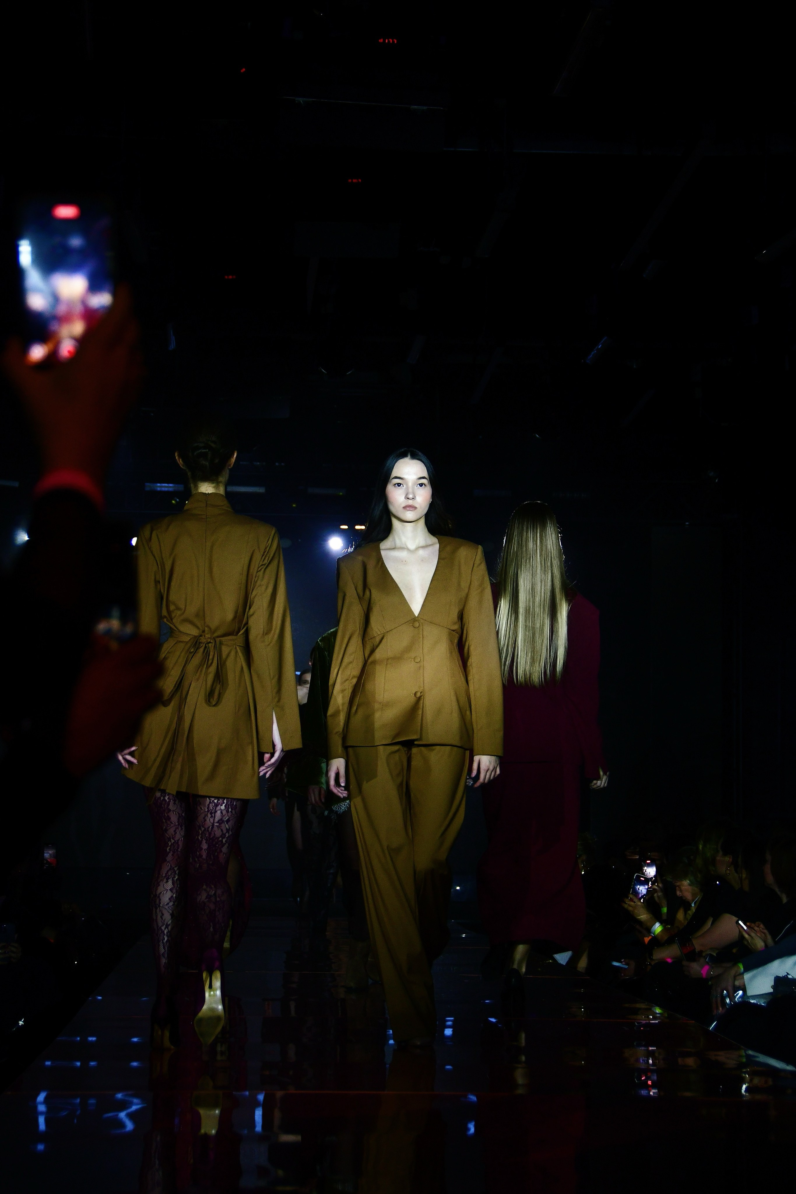 LASTOVKA показ 2025