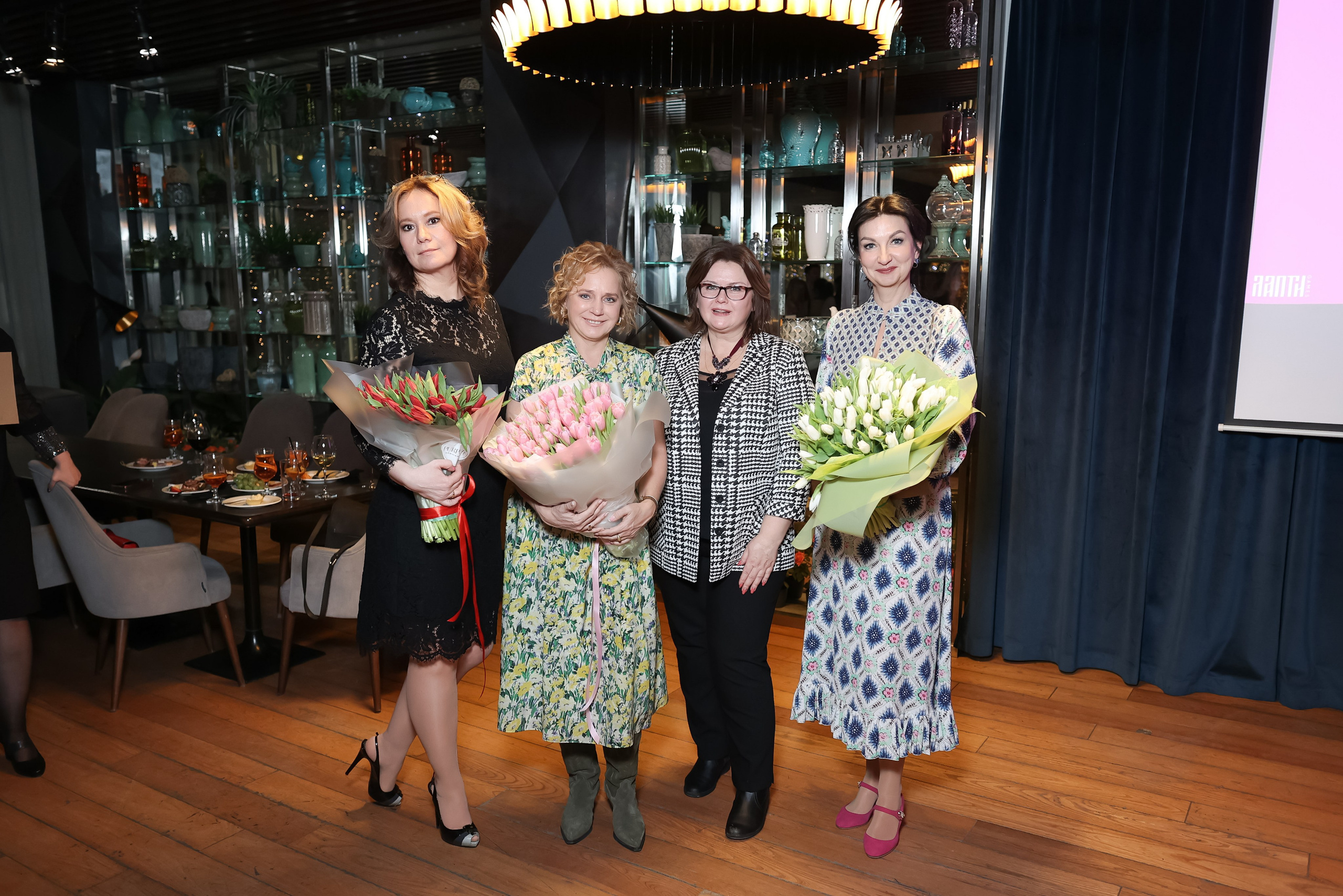 8 марта. Репортажный фотограф видеограф в Москве Ольга Плаксина