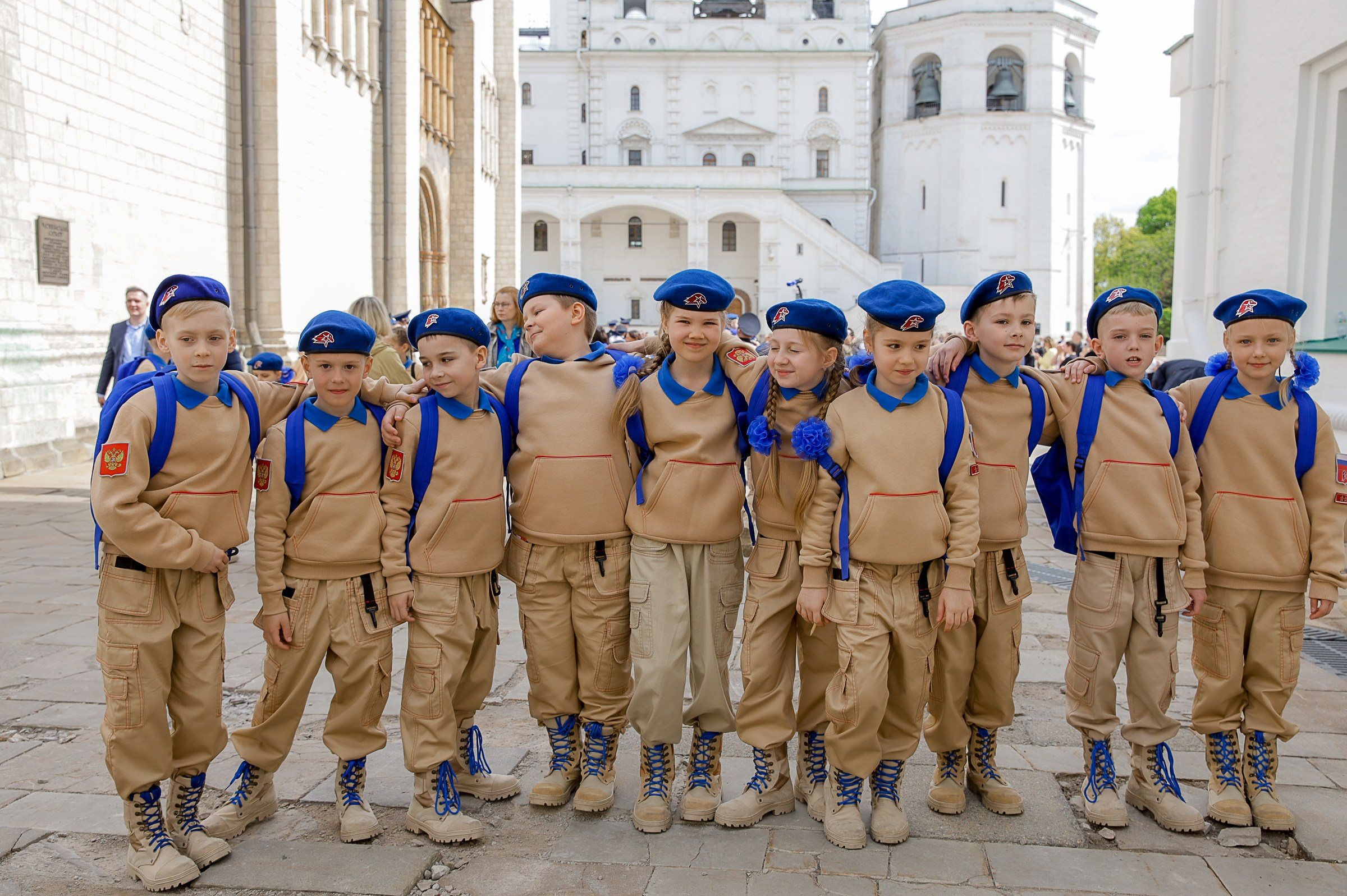 ПРИСЯГА ЮНАРМЕЙЦЕВ. СОБОРНАЯ ПЛОЩАДЬ КРЕМЛЯ. Фотограф в Москве Ольга Колесникова