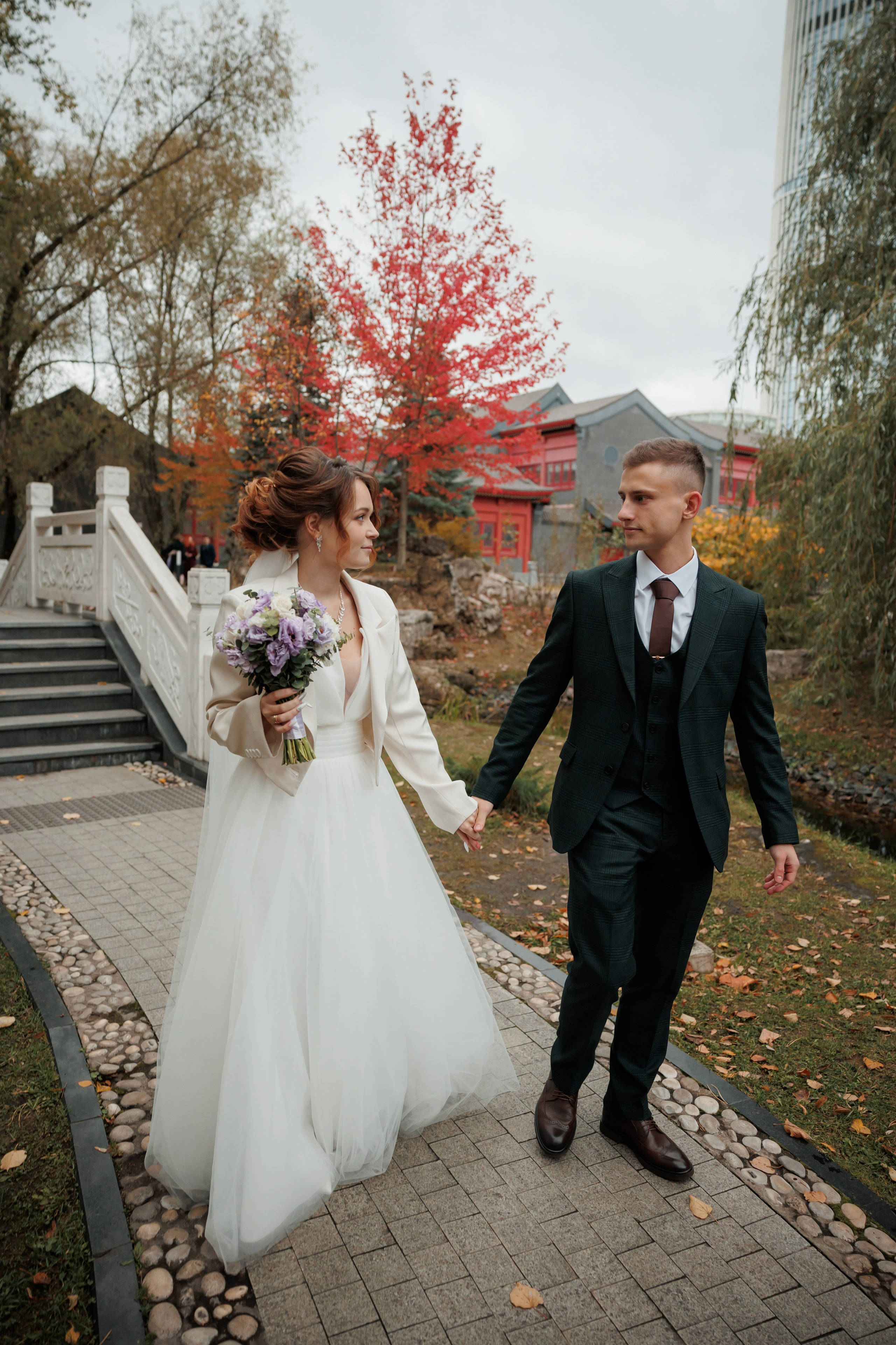 Константин и Дарья, ЗАГС ВДНХ, отель Soluxe, ресторан «Антик». Свадебный и репортажный фотограф (Москва, Королев и другие)