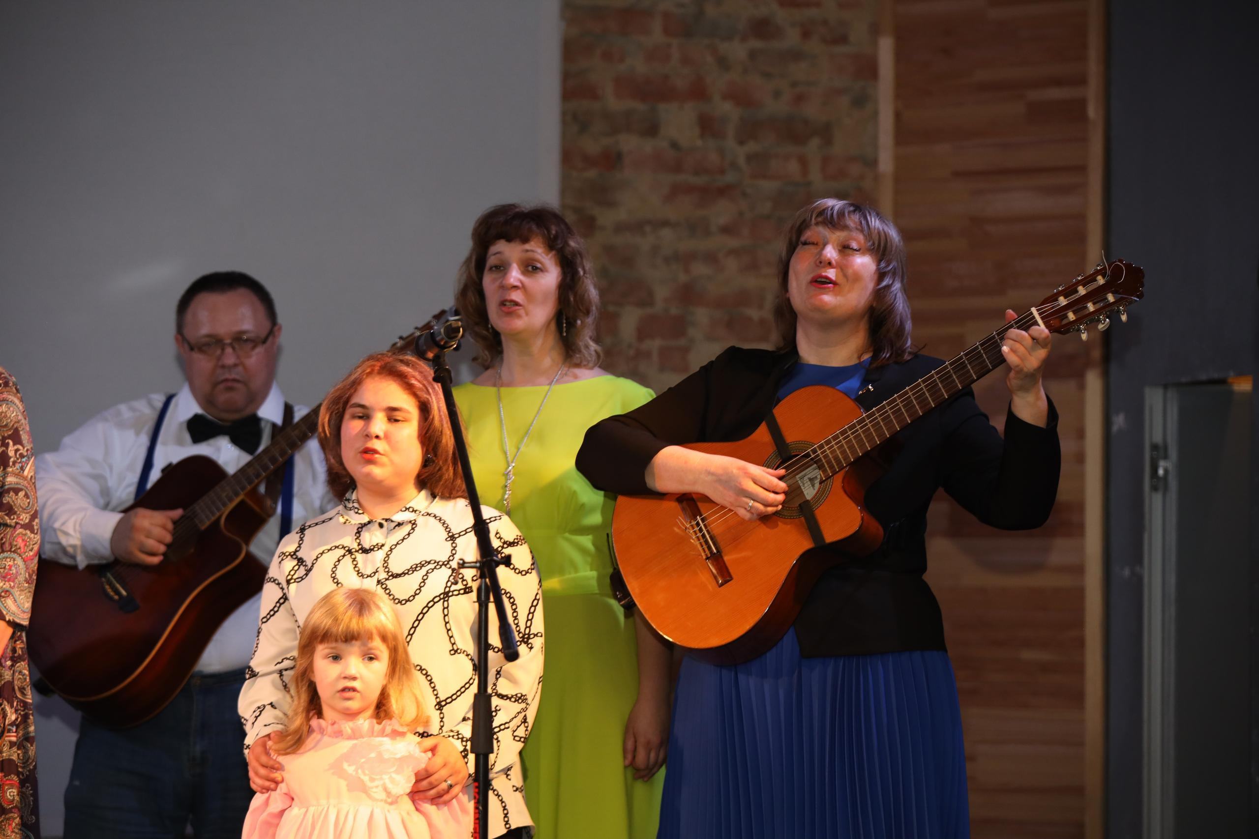 Музыка весны. Показ мод и концерт. Фотограф в Туле Крупский АнДРей. Фотостудия «КАДР71» в Туле